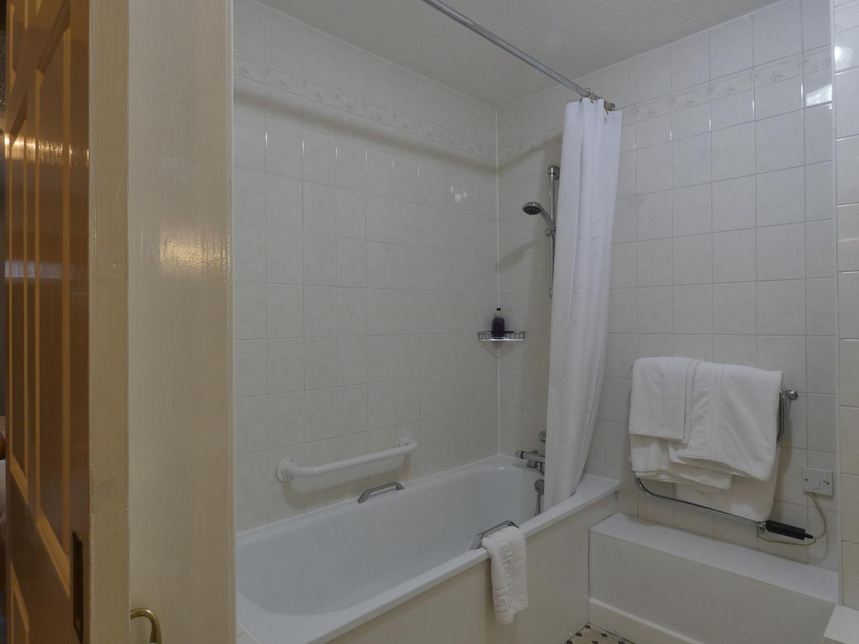 Double Room - Photo 3