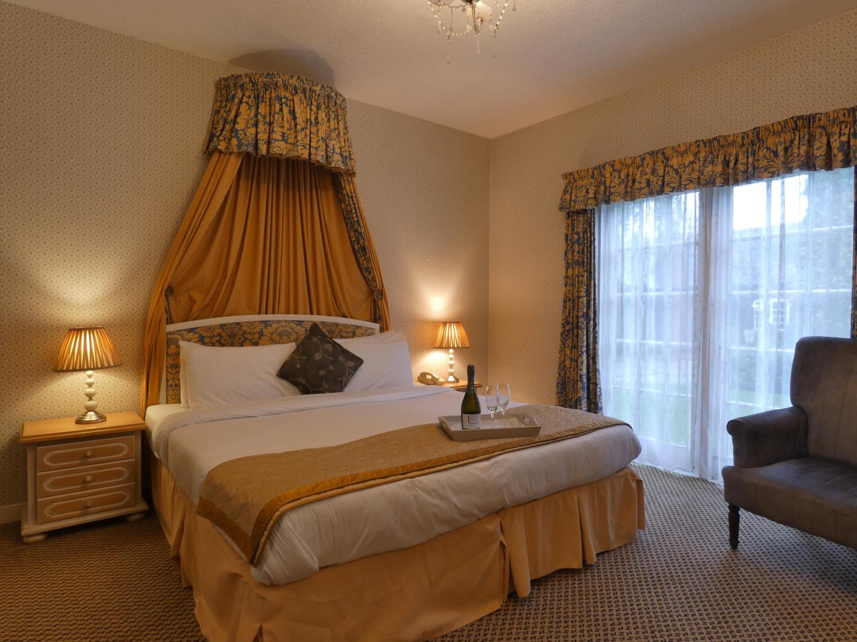 Double Room - Photo 18
