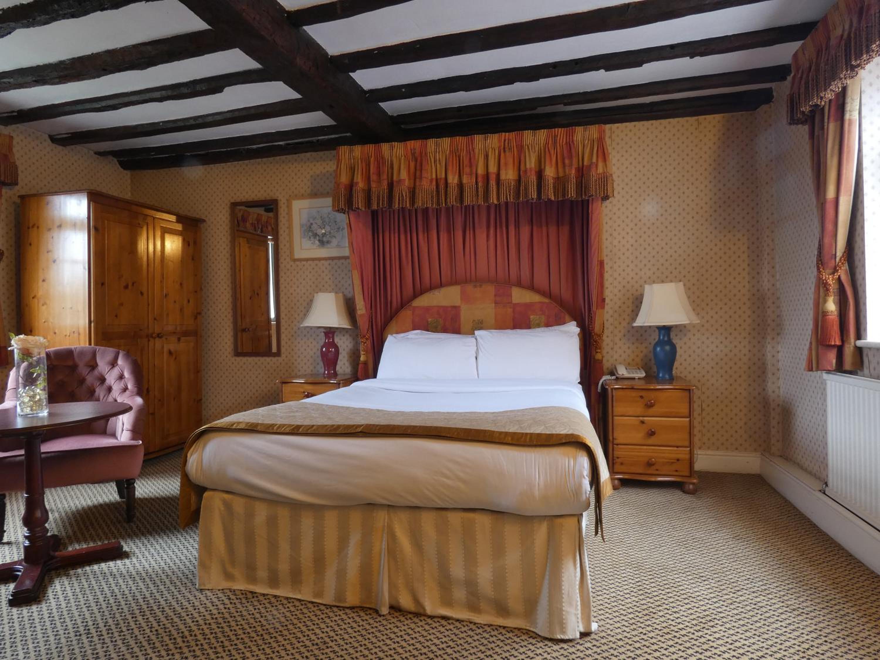 Double Room - Photo 6