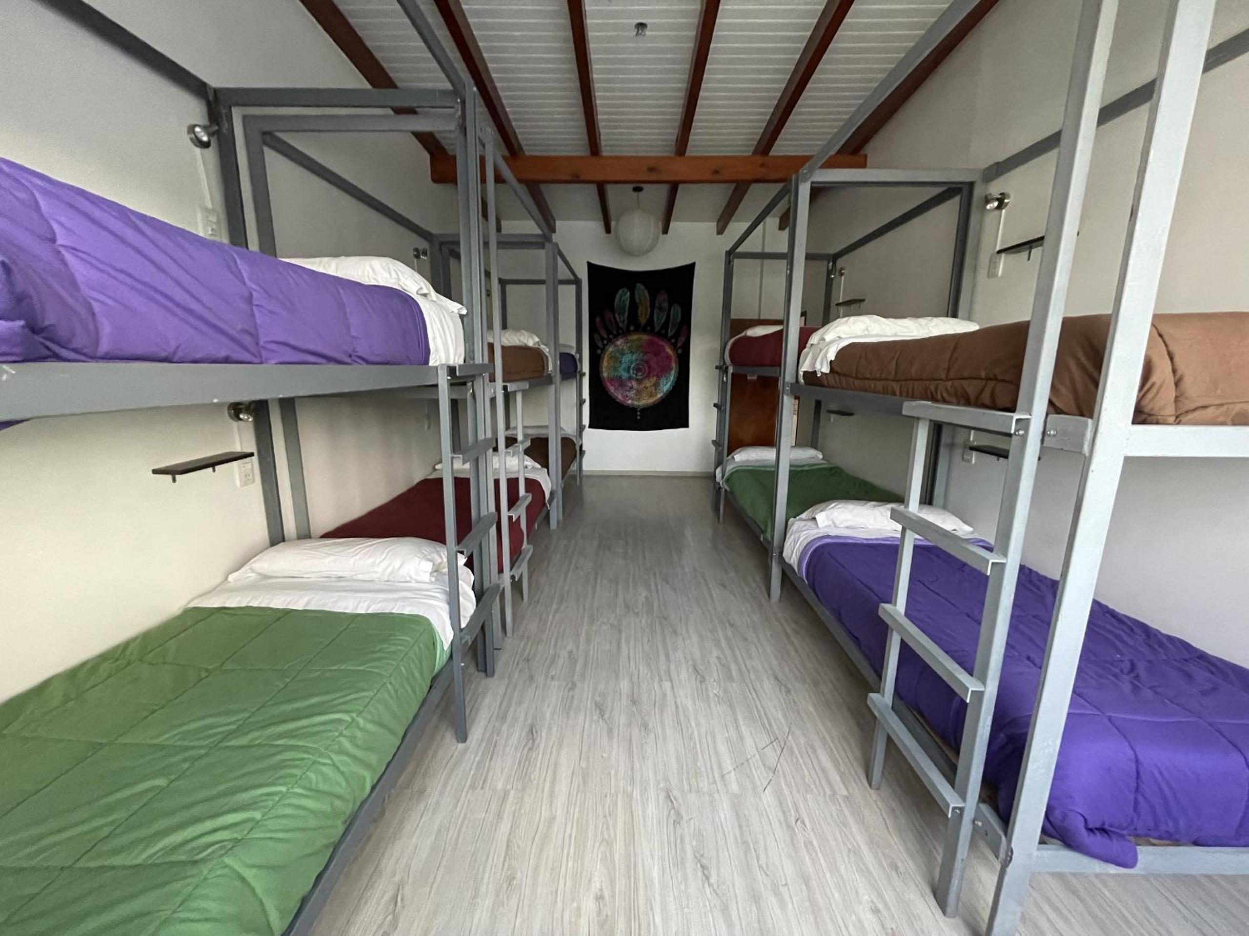 Bed in 10-Bed Mixed Dormitory Room photo 1