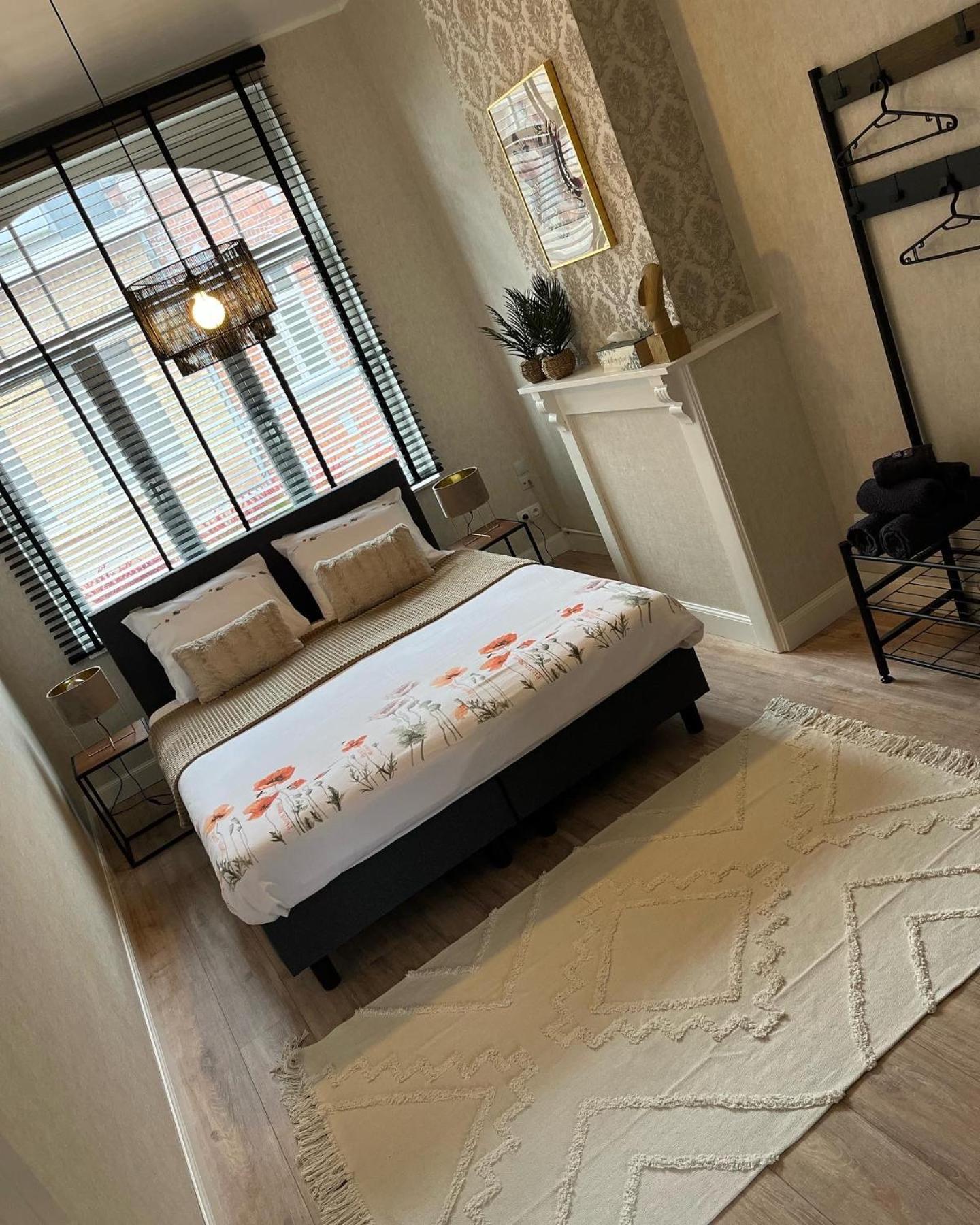 Four-Bedroom House photo 1