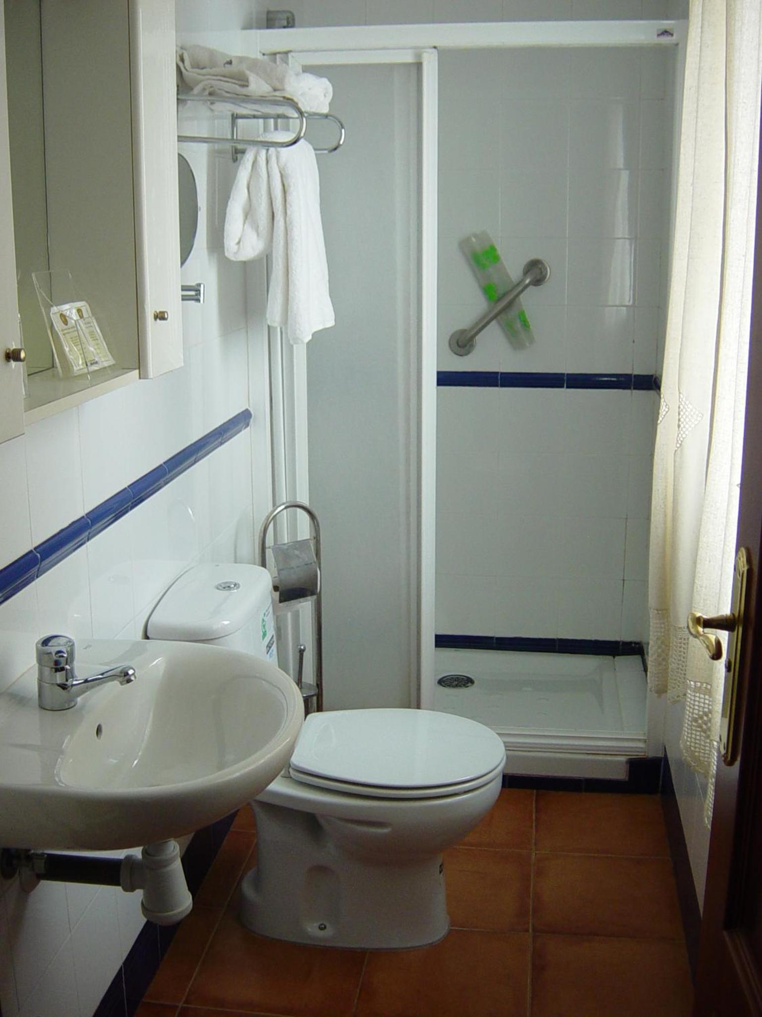 Triple Room - Photo 7