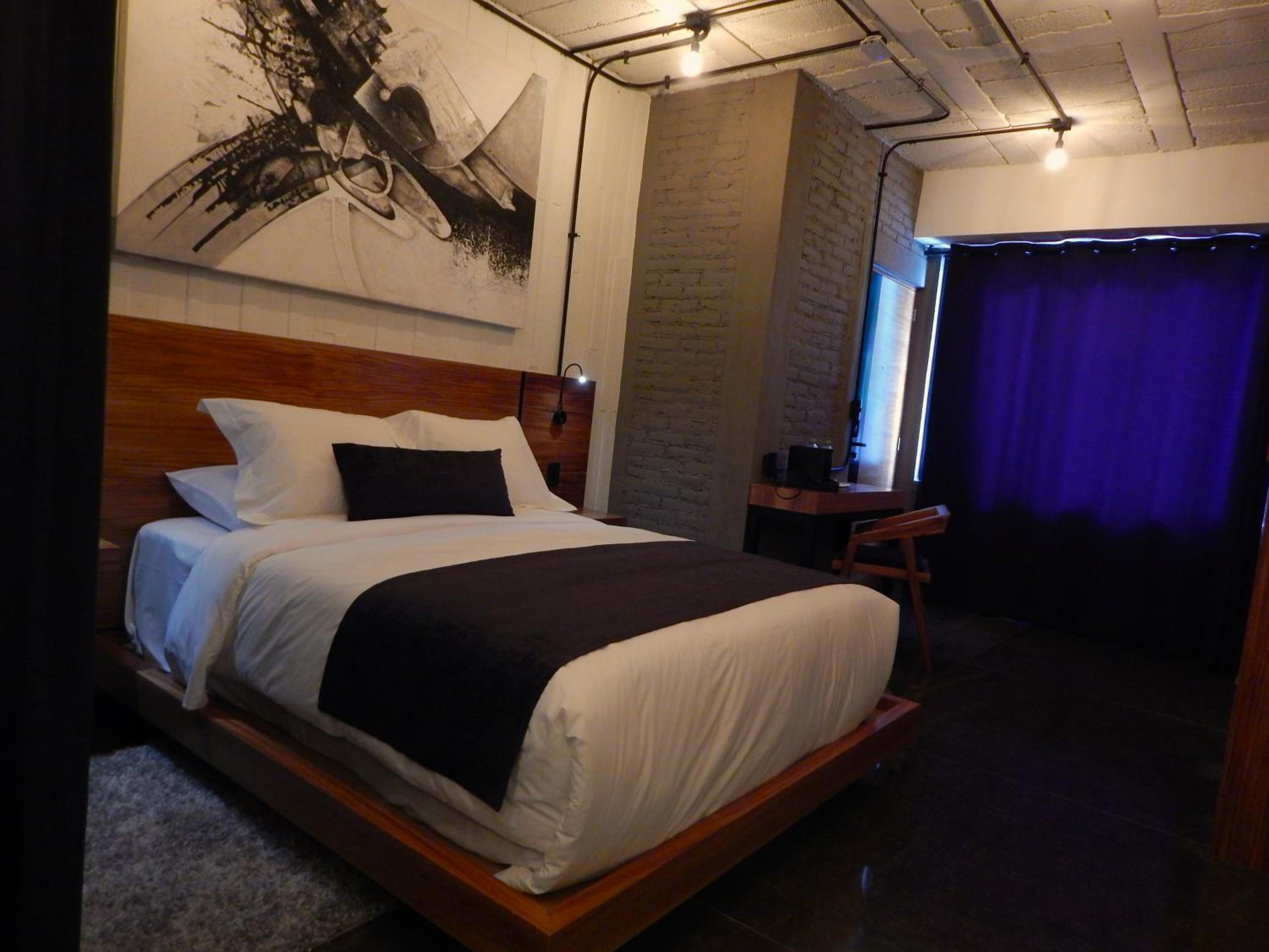 Standard Queen Room - Photo 2