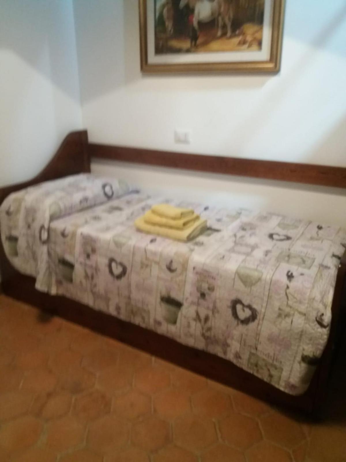 Two-Bedroom House photo 3