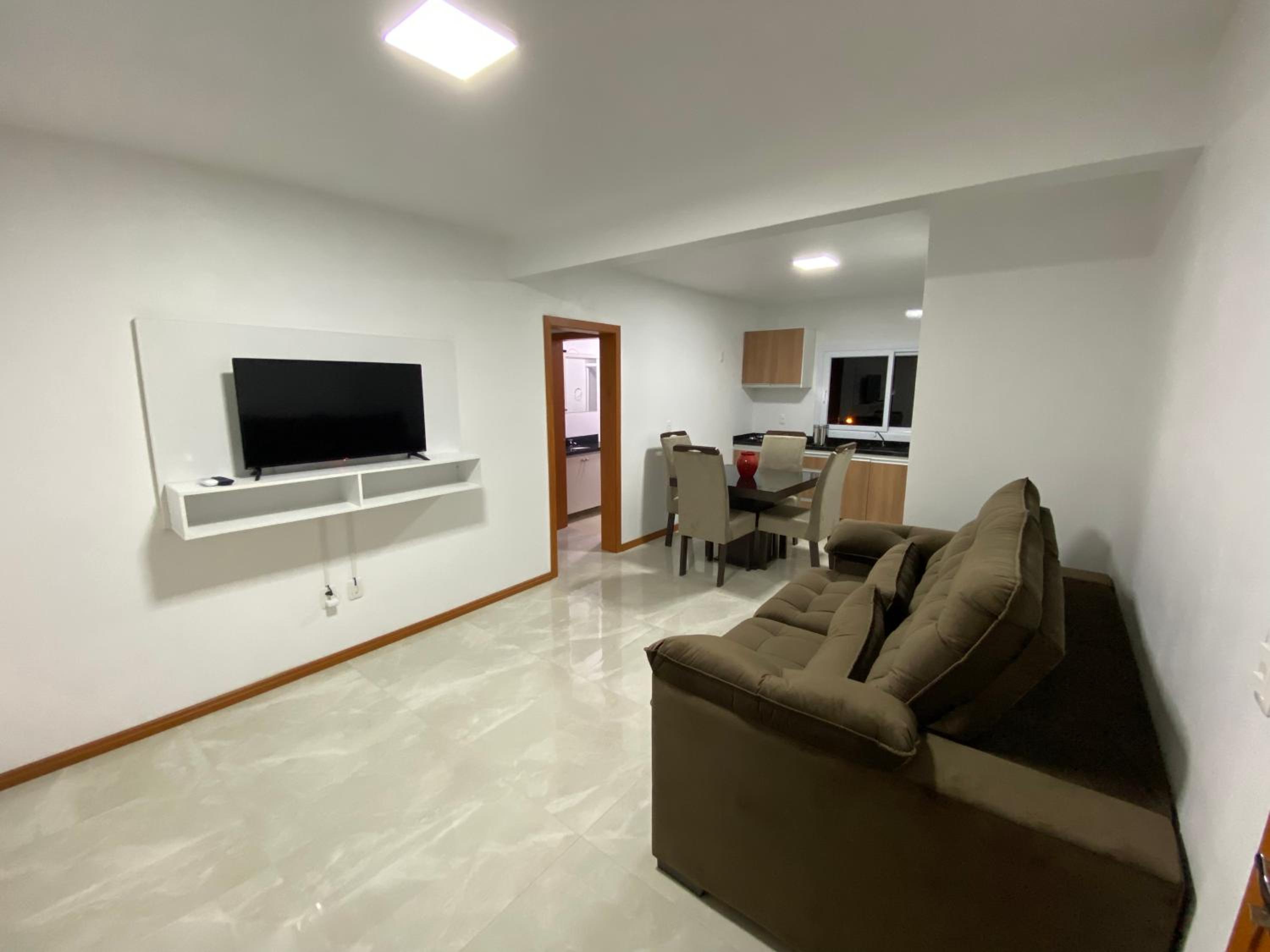 One-Bedroom Apartment - Photo 1