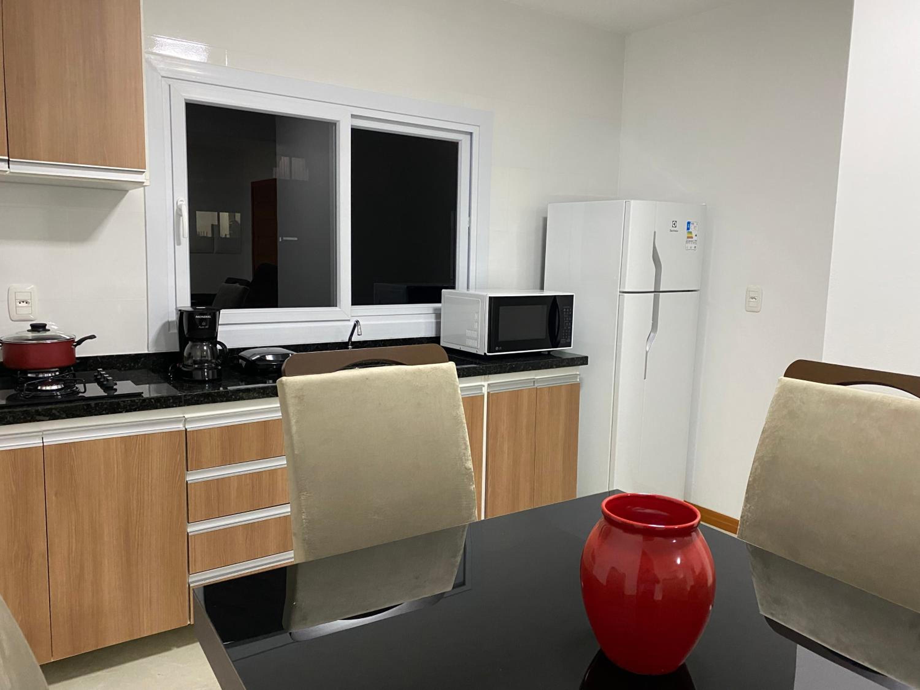 One-Bedroom Apartment - Photo 9
