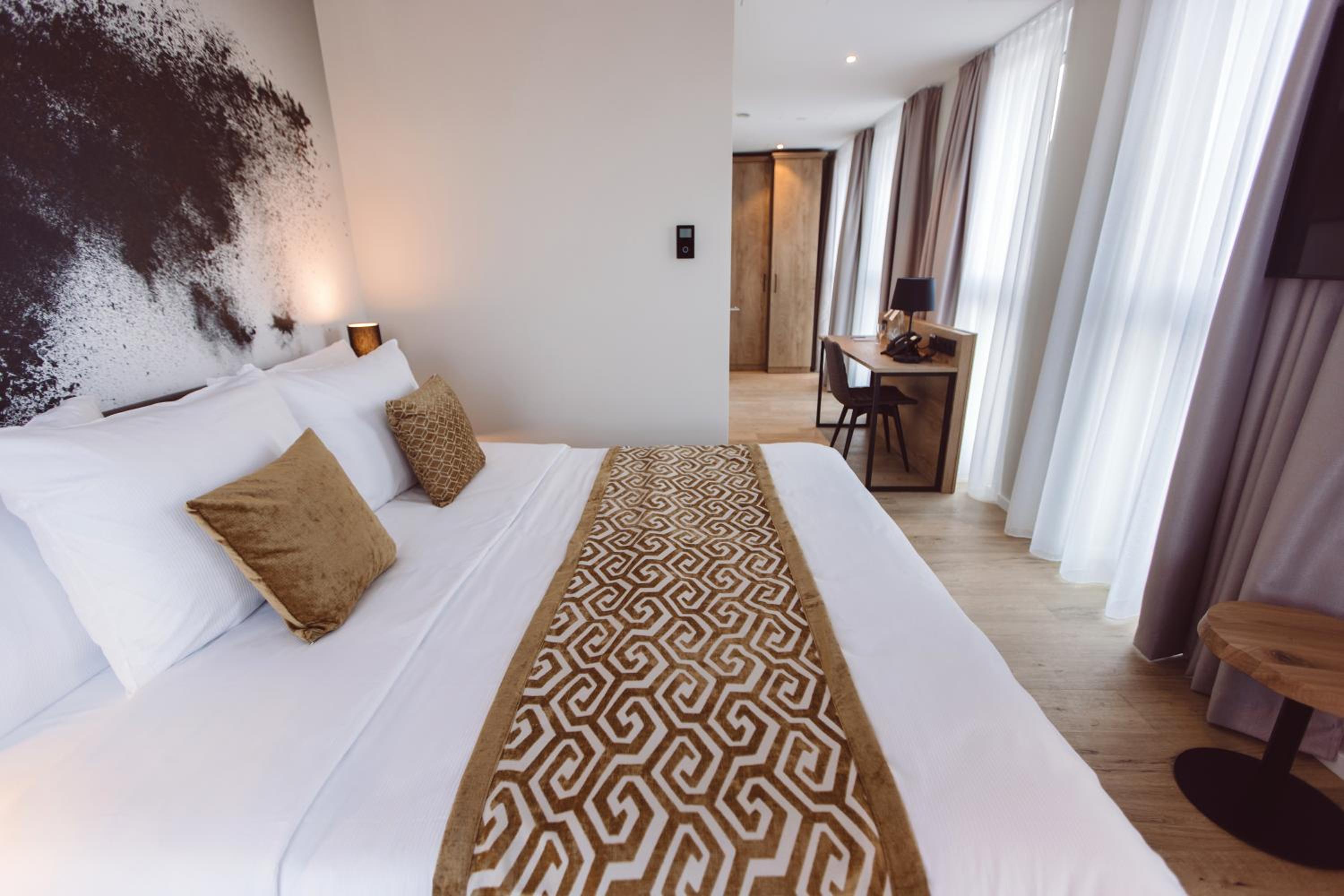 Superior Double Room - Photo 9