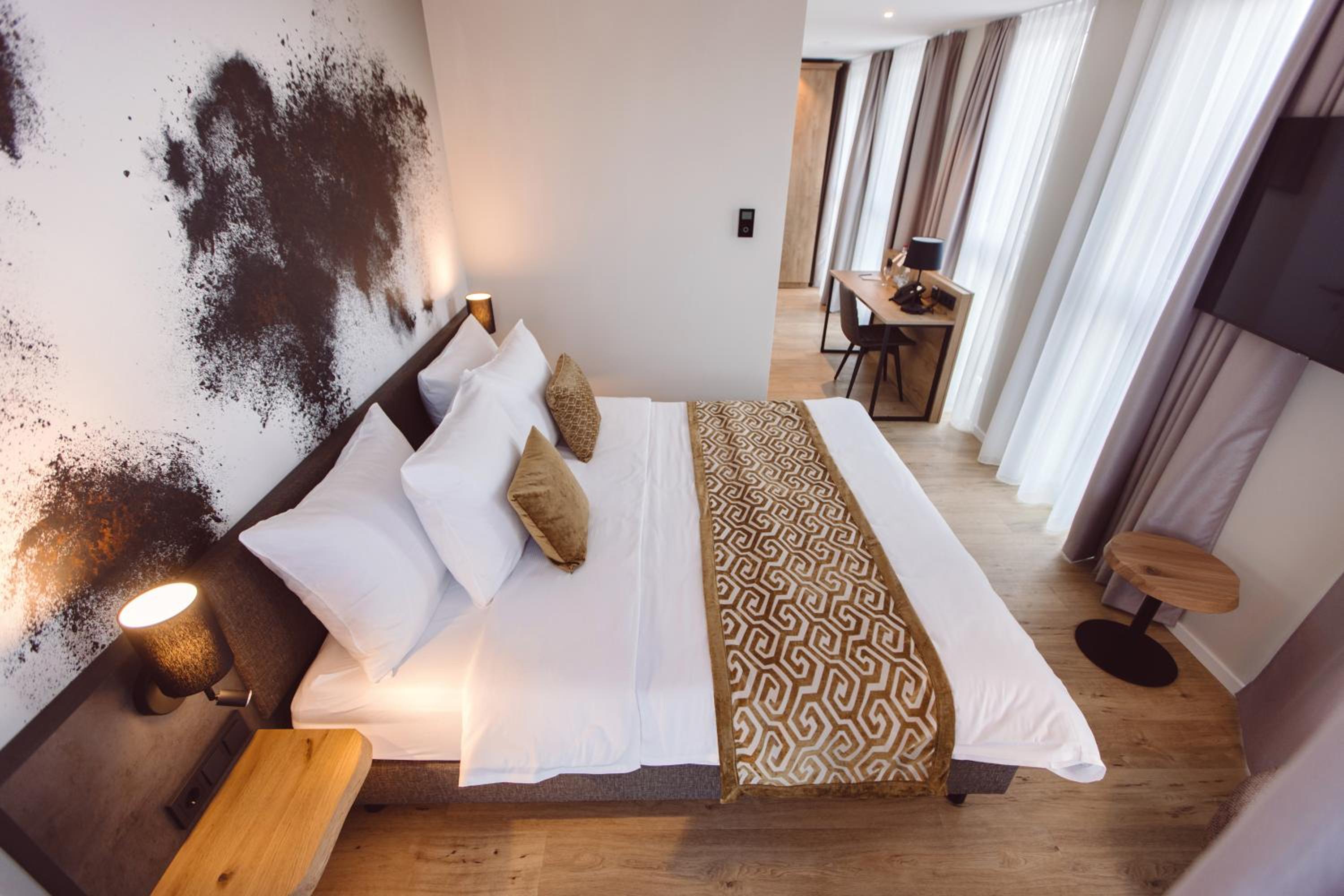 Superior Double Room - Photo 3
