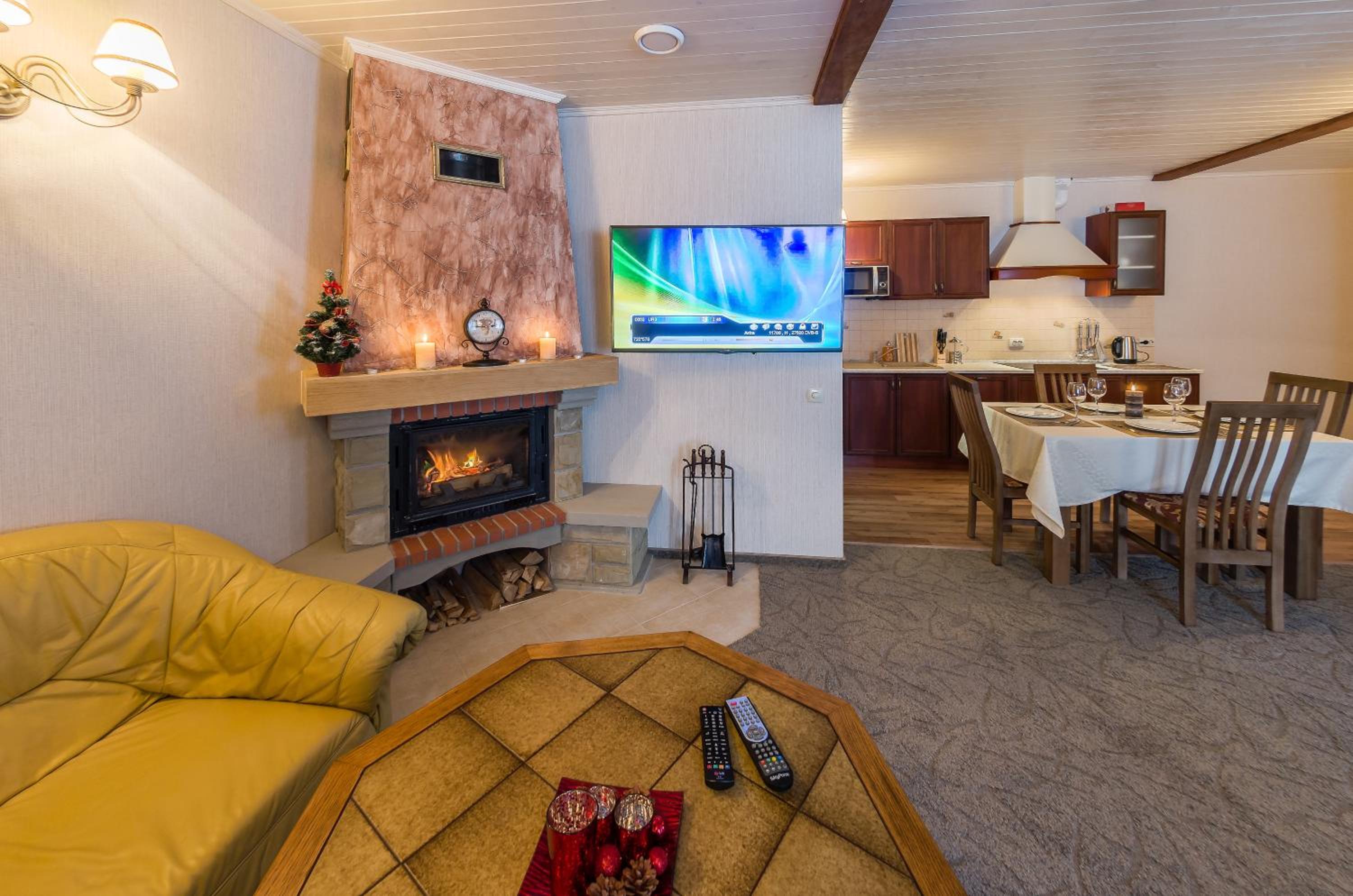Studio Apartment