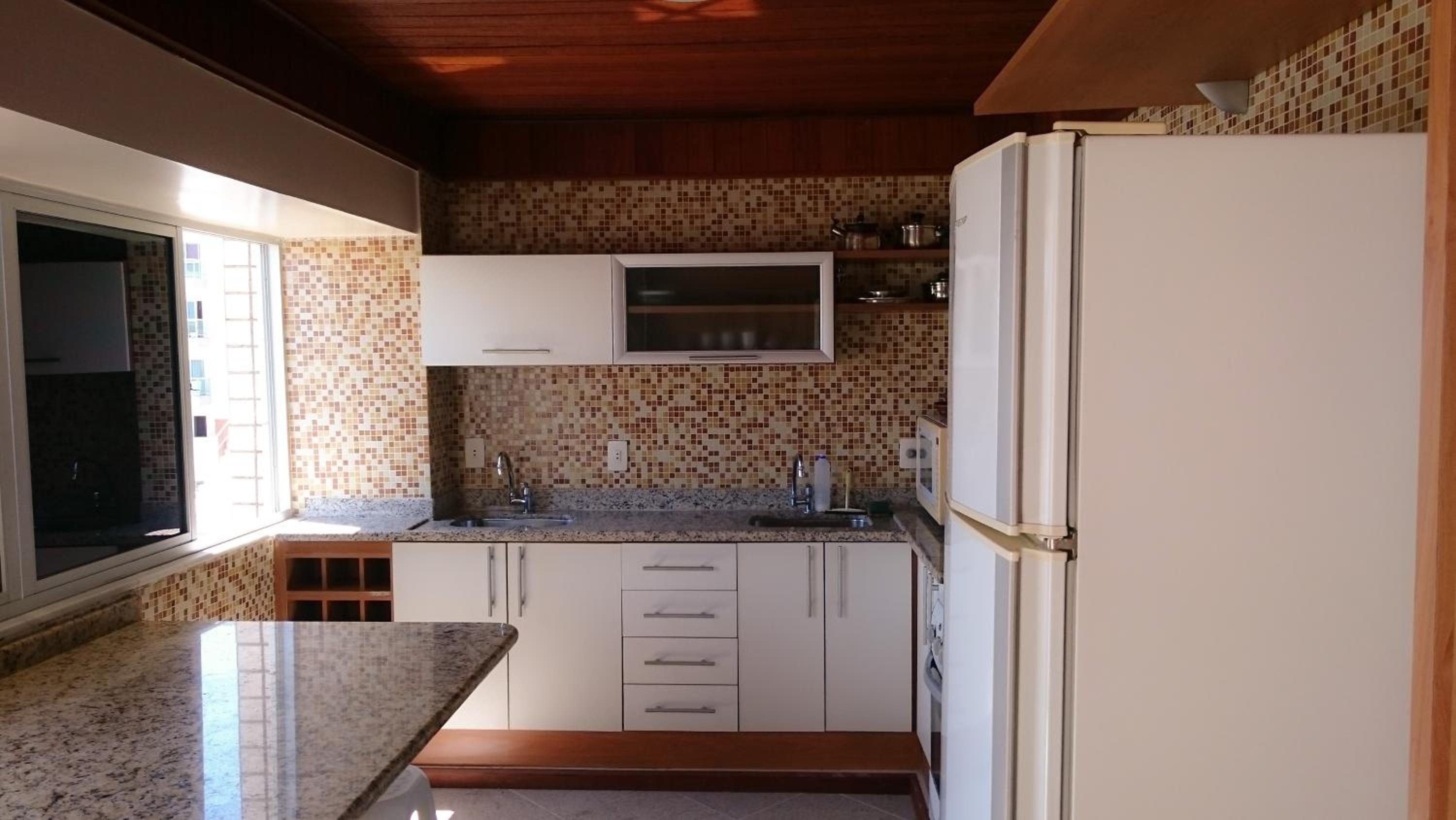Penthouse Apartment - Photo 17