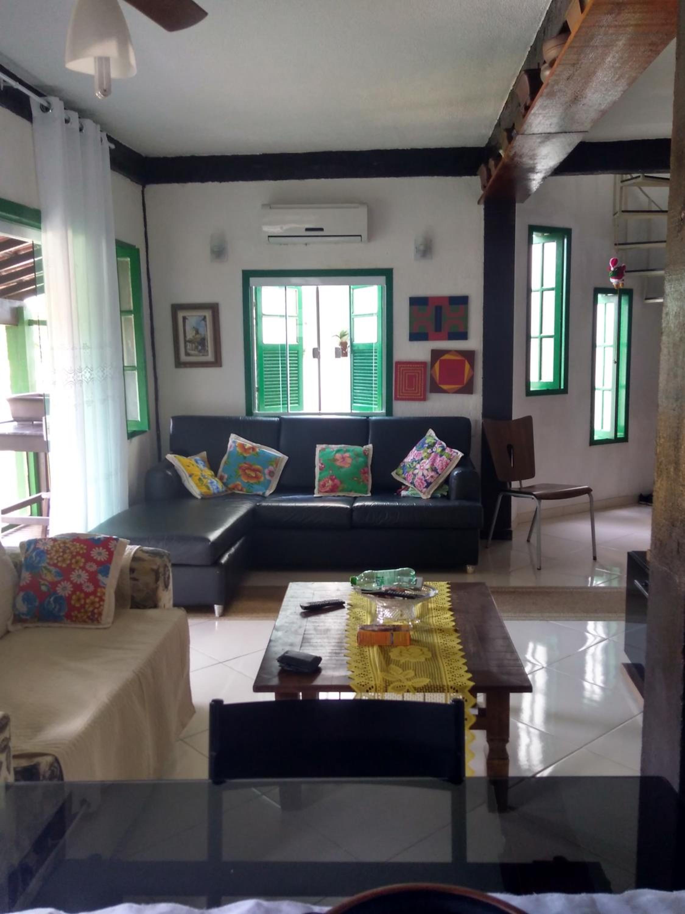 Two-Bedroom House - Photo 4