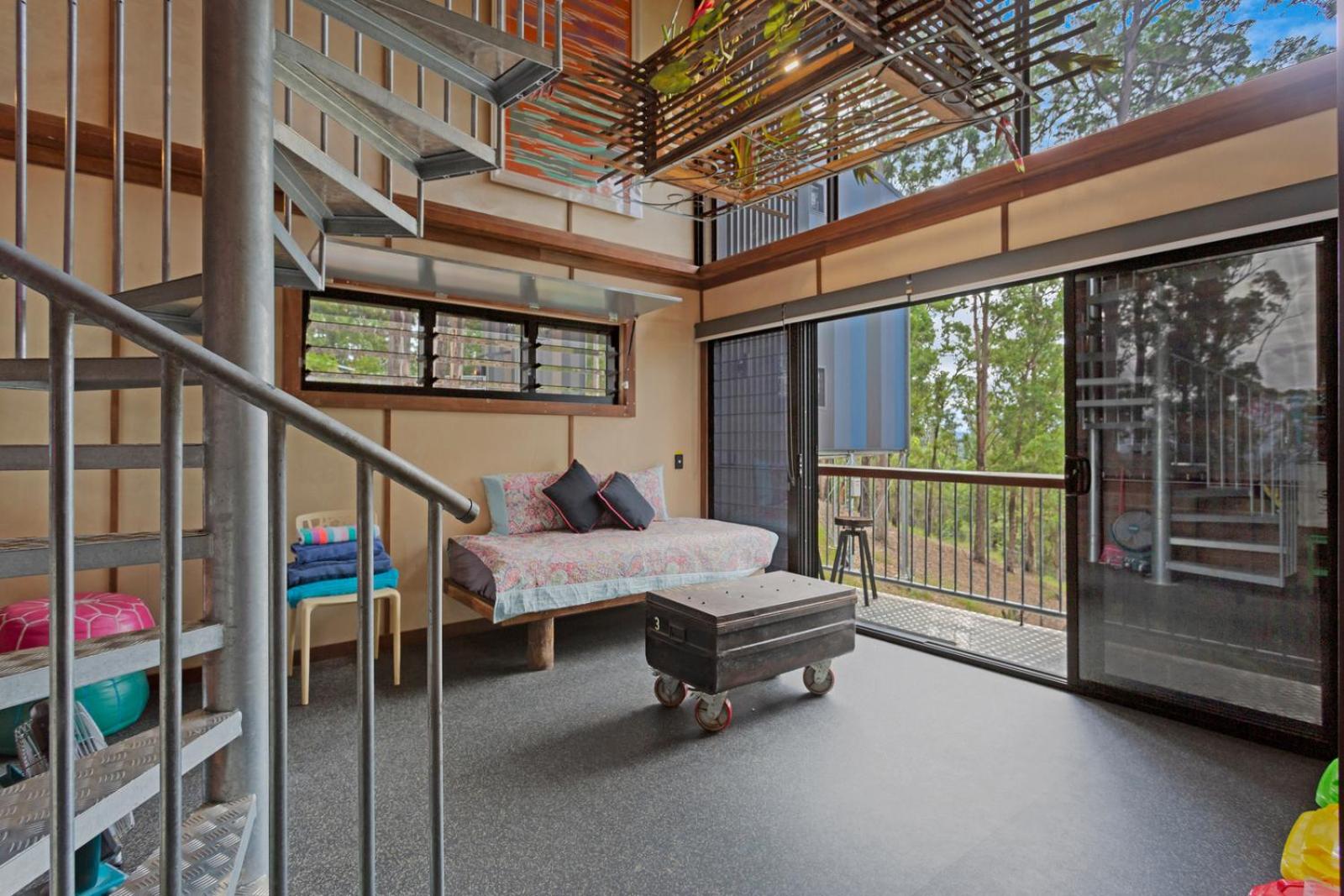 Tree House #3 photo 1