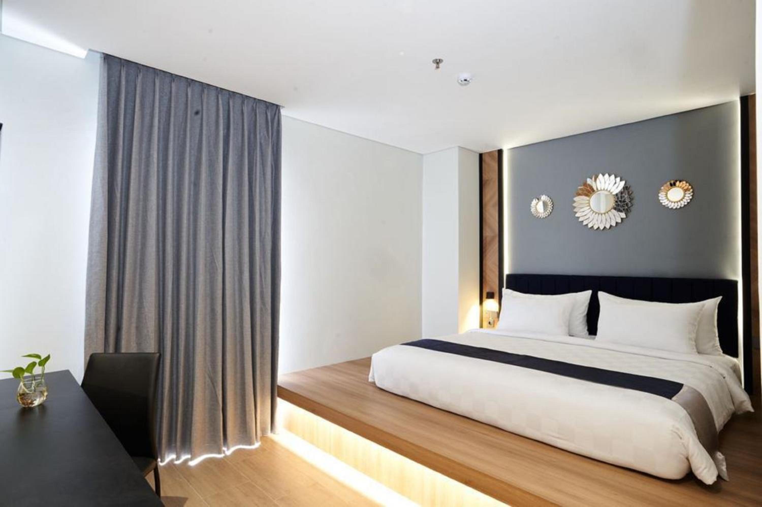 Small Double Room - Photo 1