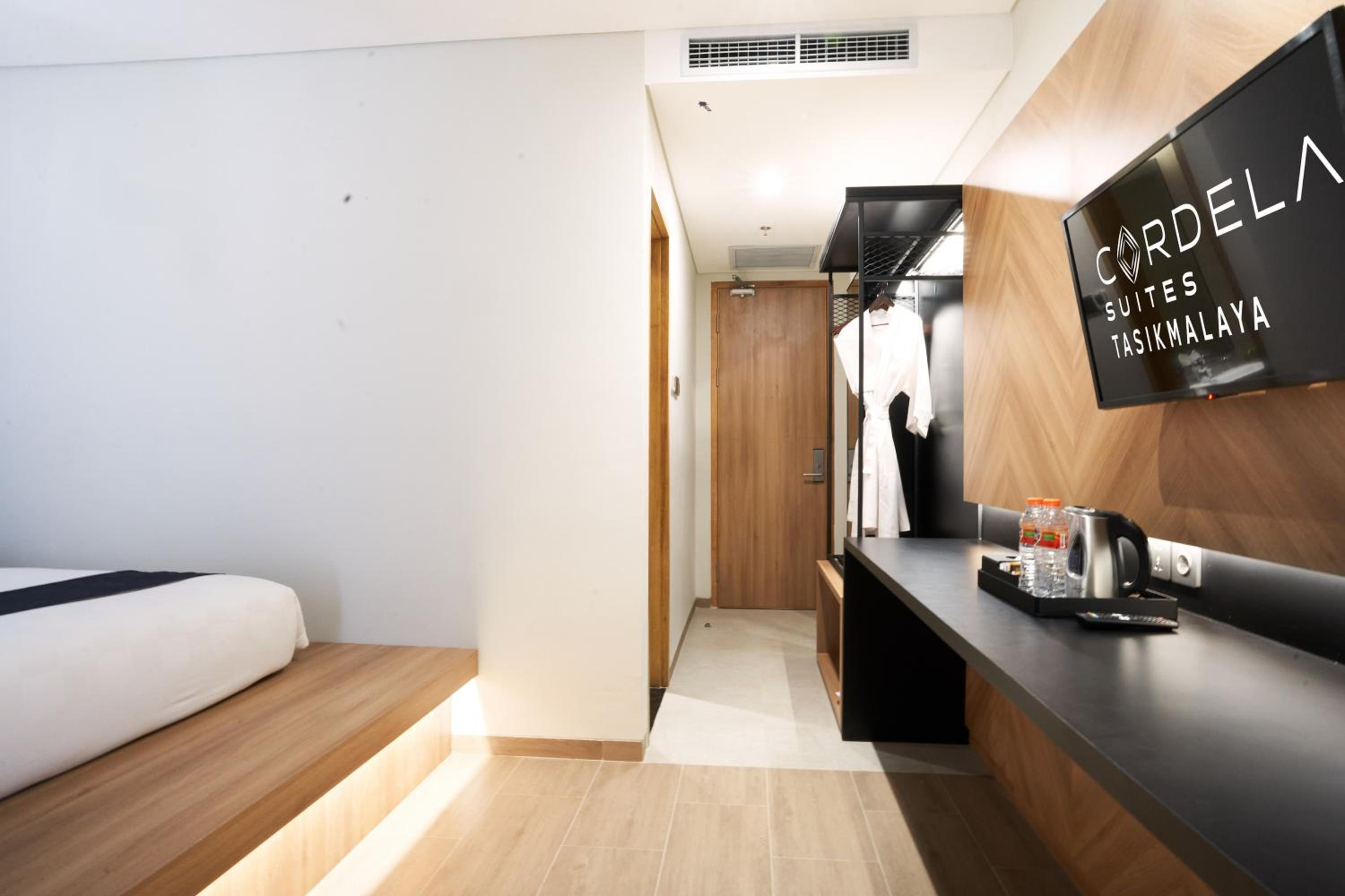 Small Double Room - Photo 3