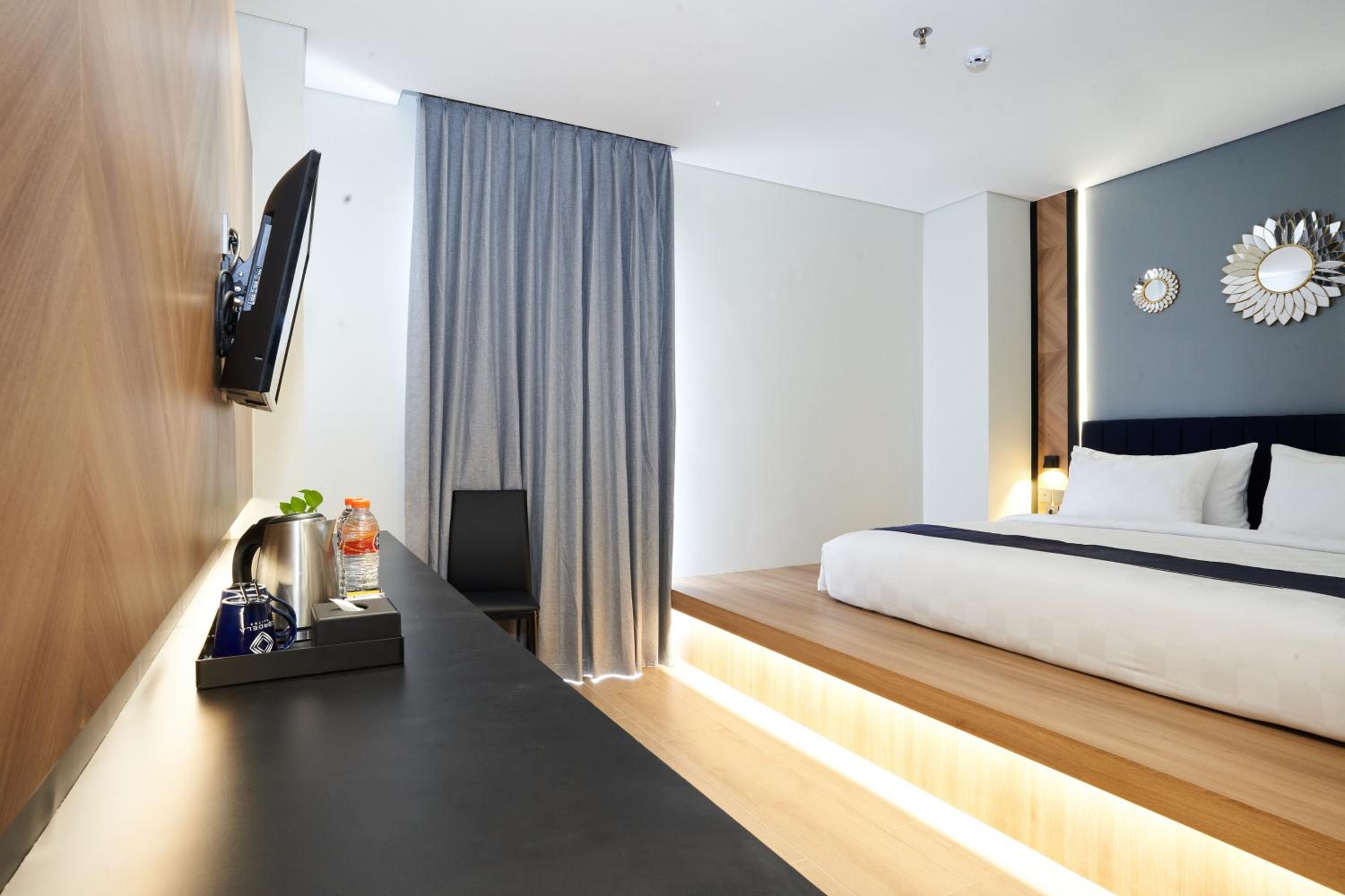 Small Double Room - Photo 6