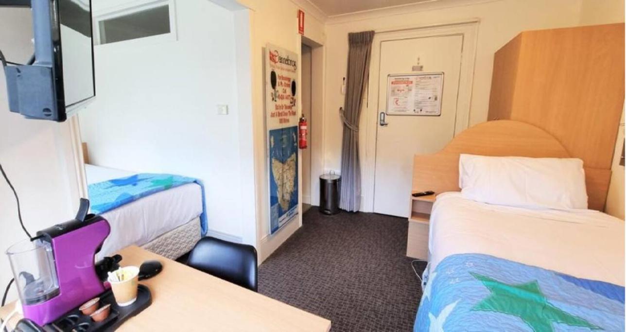 Standard Double Room photo 2