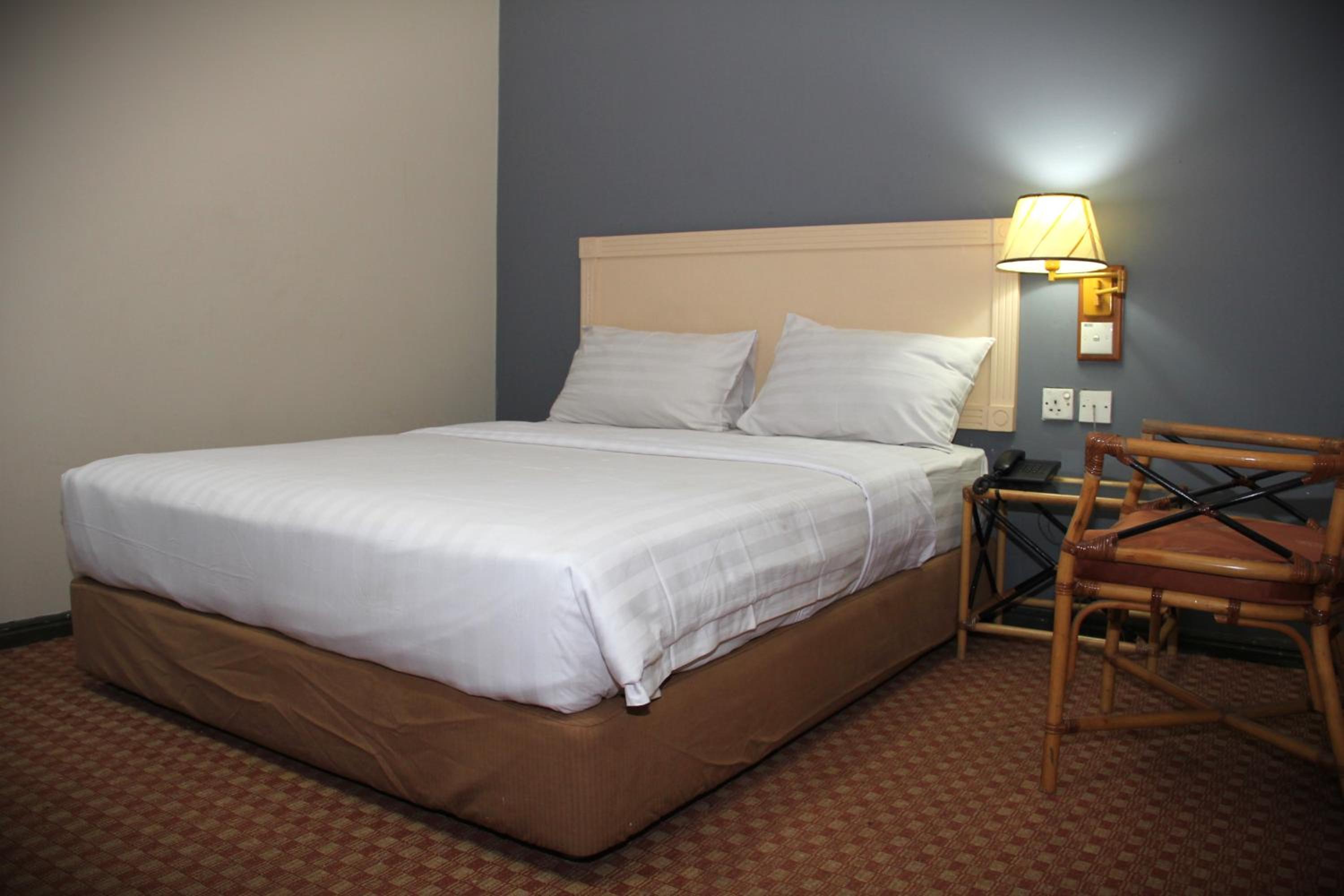 Deluxe Double Room - Photo 7