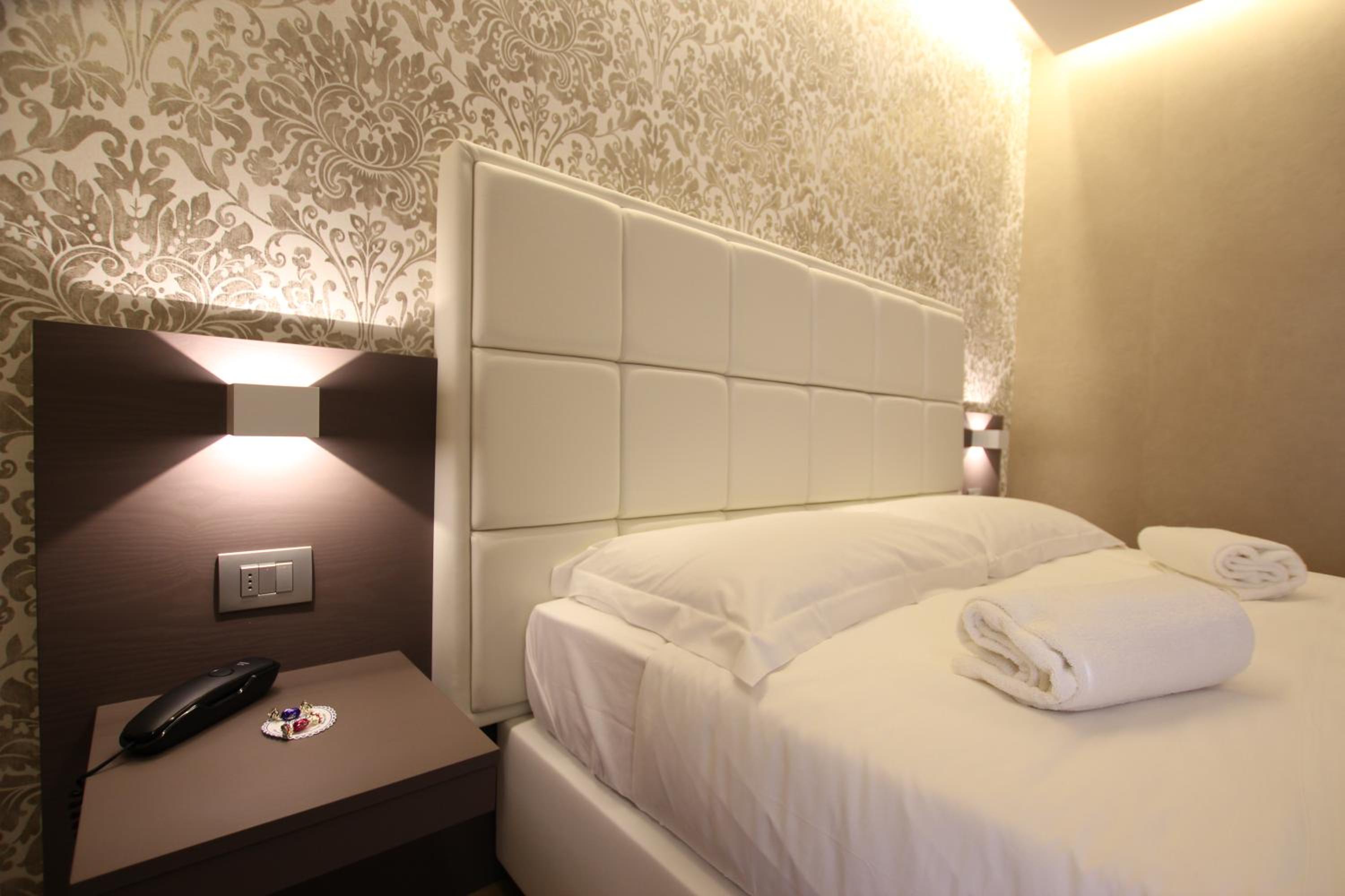 Superior Double or Twin Room photo 2
