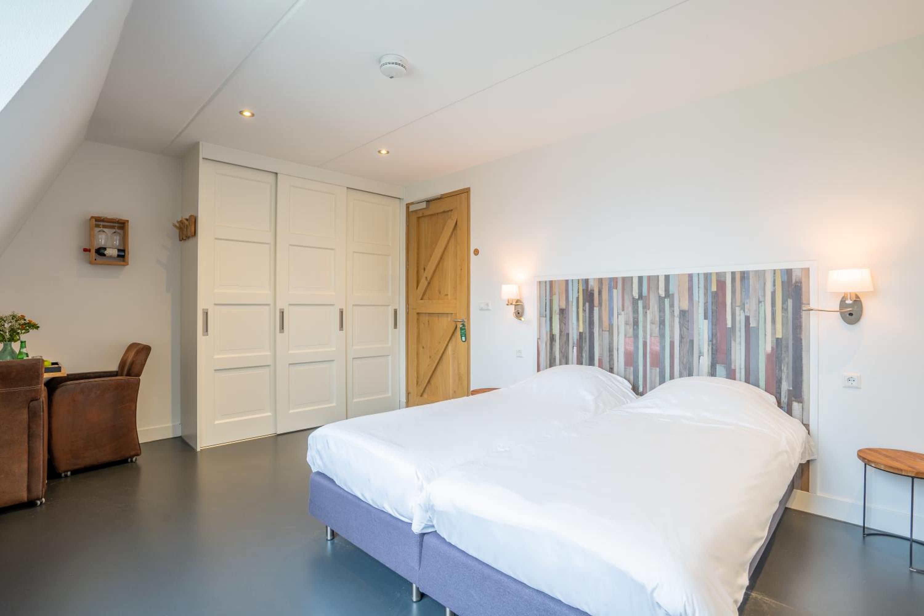 Nature suite photo 1