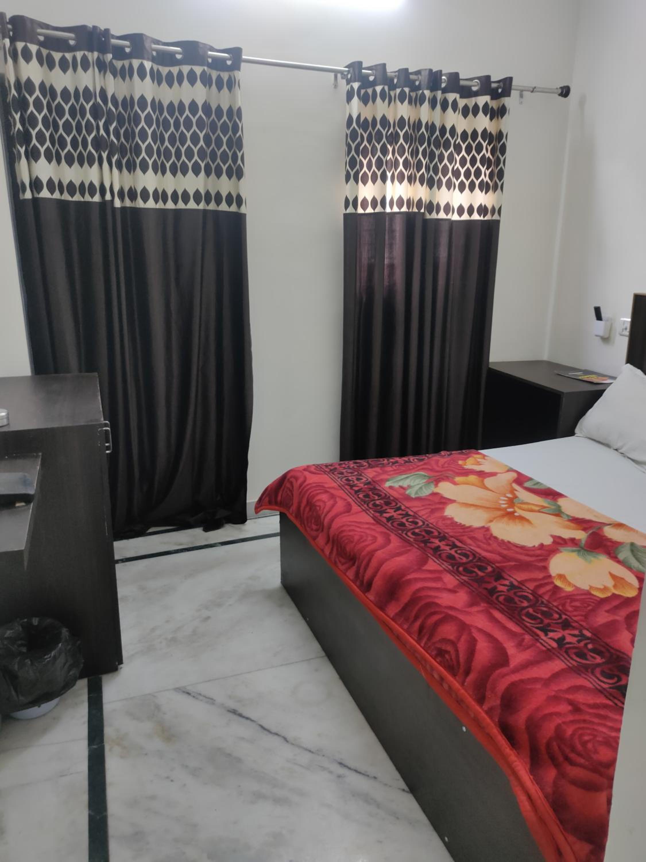 Deluxe Double Room with Bath
