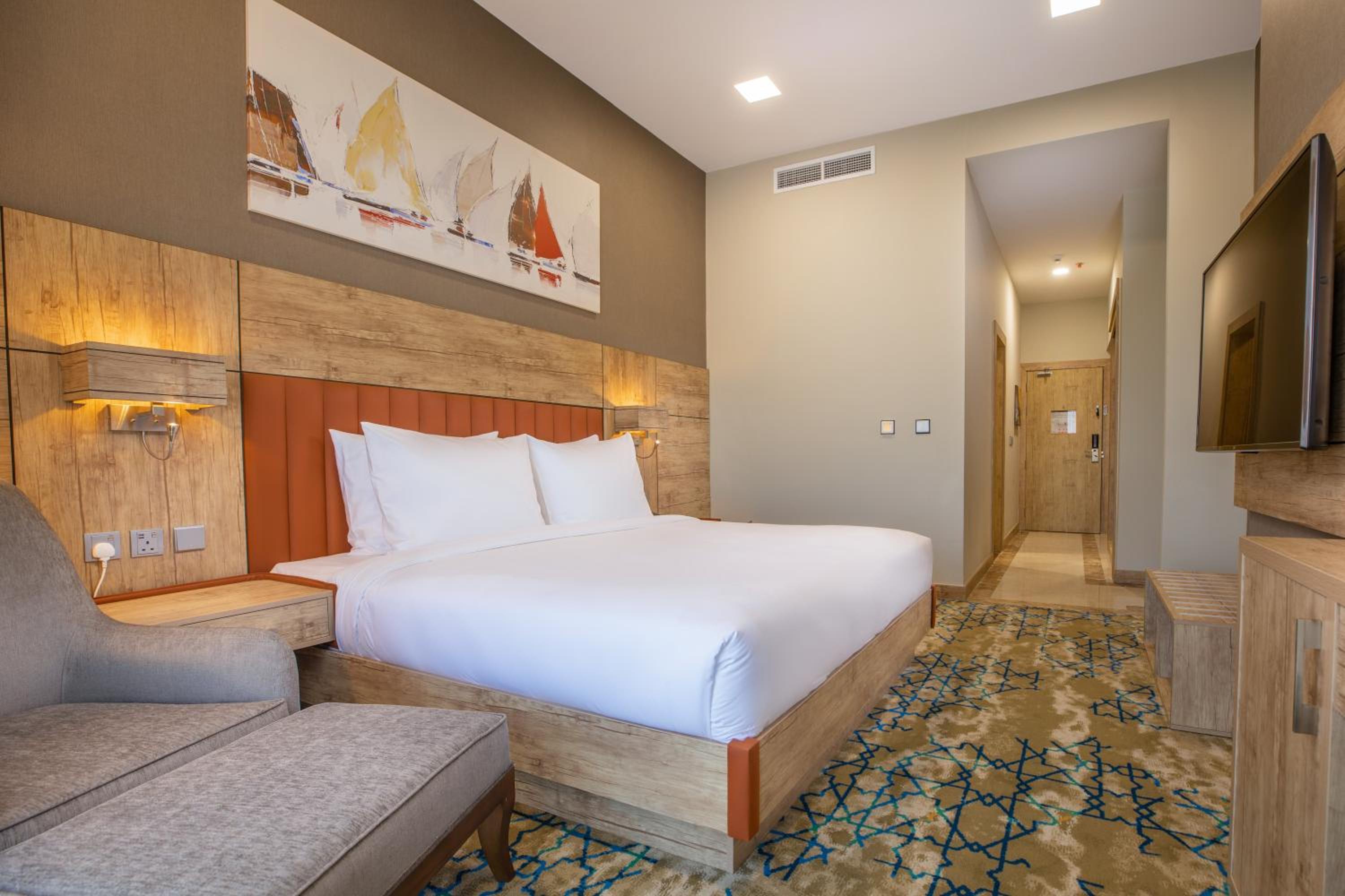 King Room with Mountain View photo 2