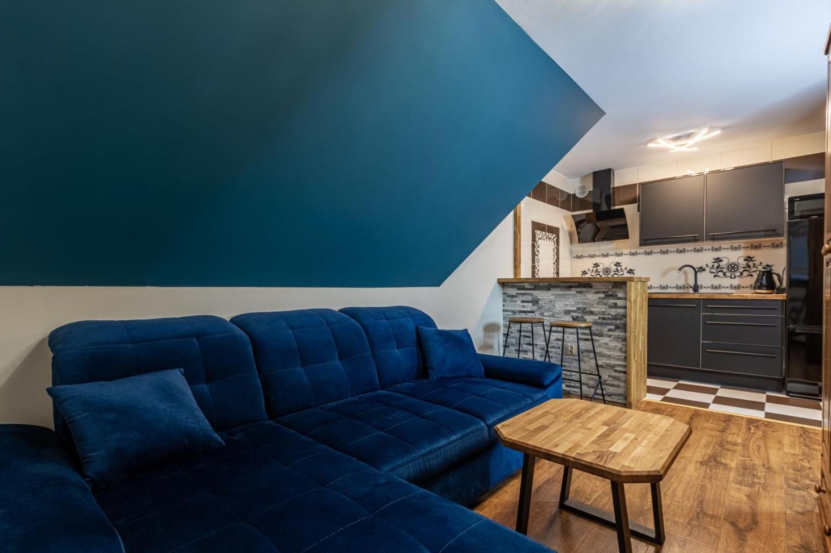 Apartment with Mountain View photo 1
