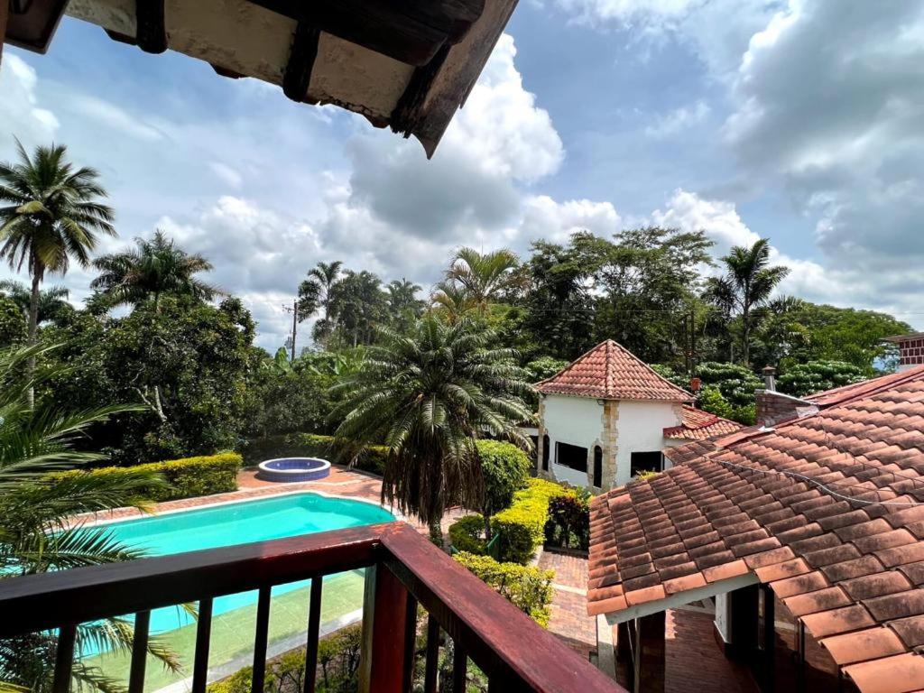 Deluxe Double Room with Balcony photo 3