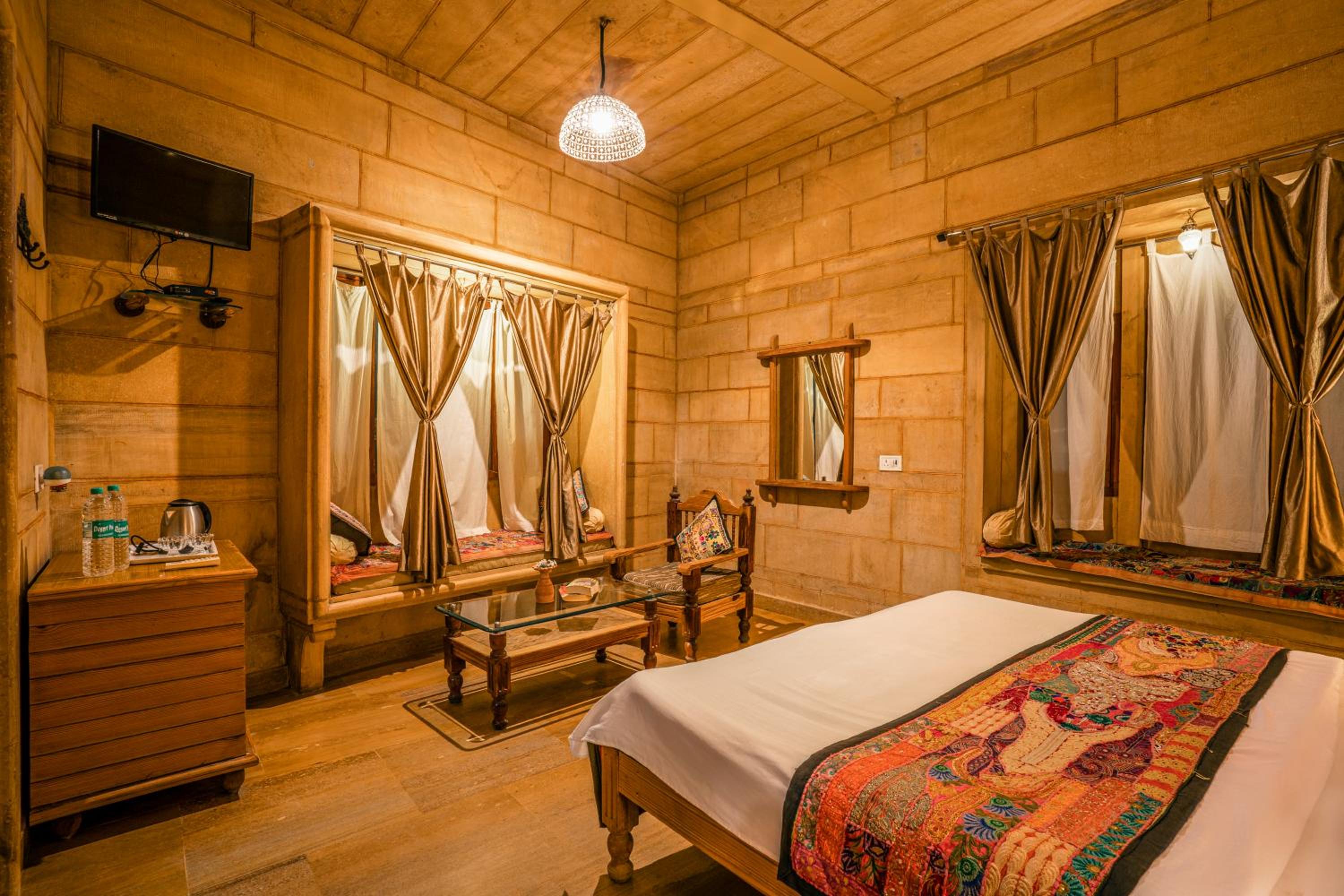 Deluxe Double Room - Photo 1