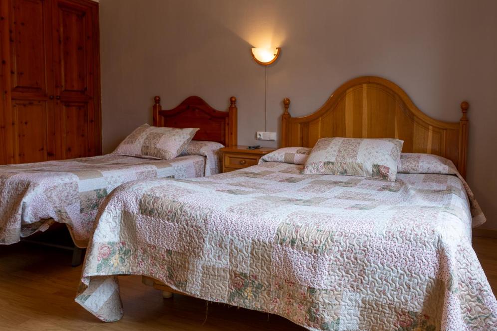 Classic Triple Room - Photo 11