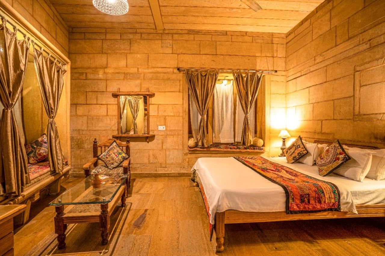 Deluxe Double Room - Photo 9
