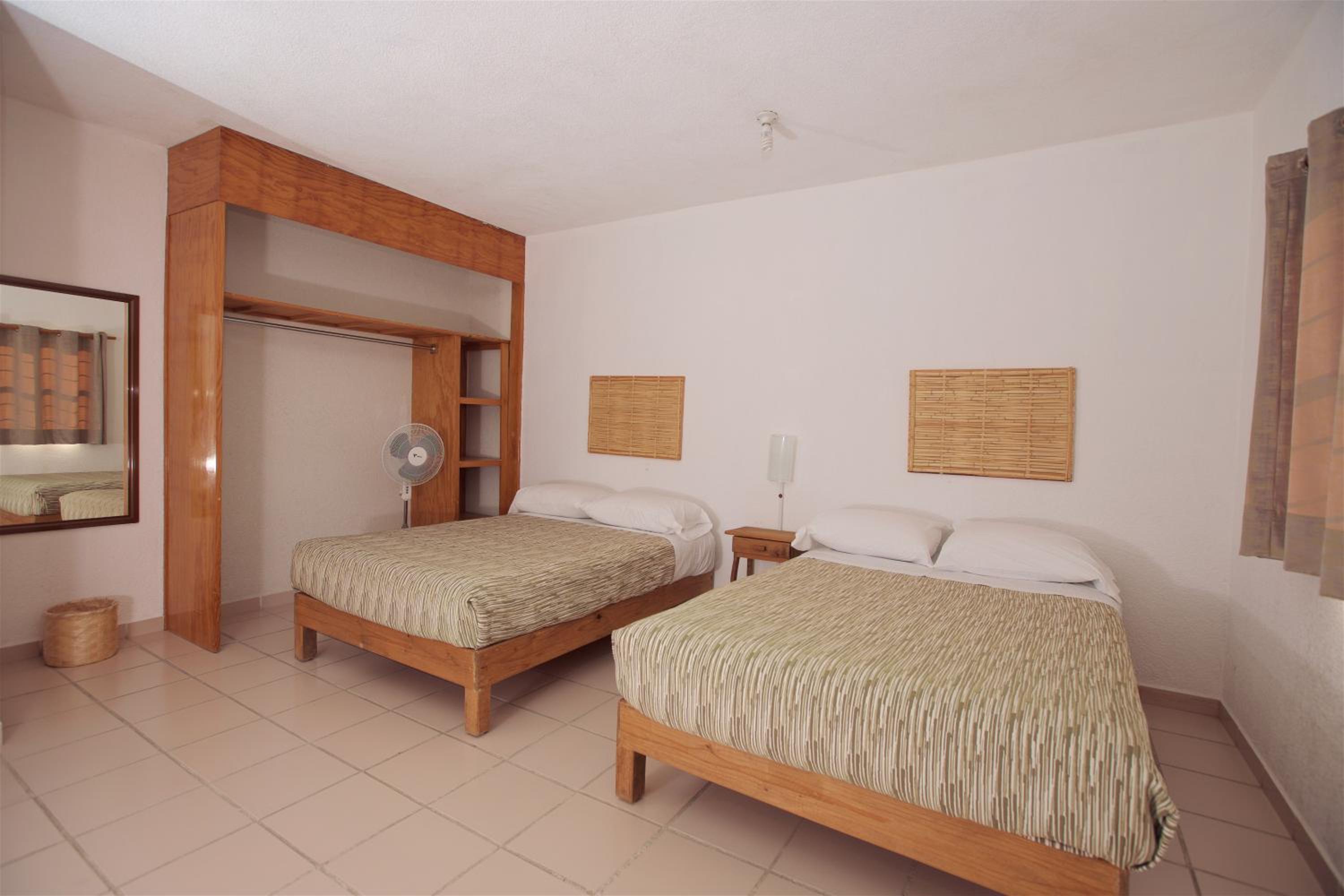 Standard Triple Room photo 2