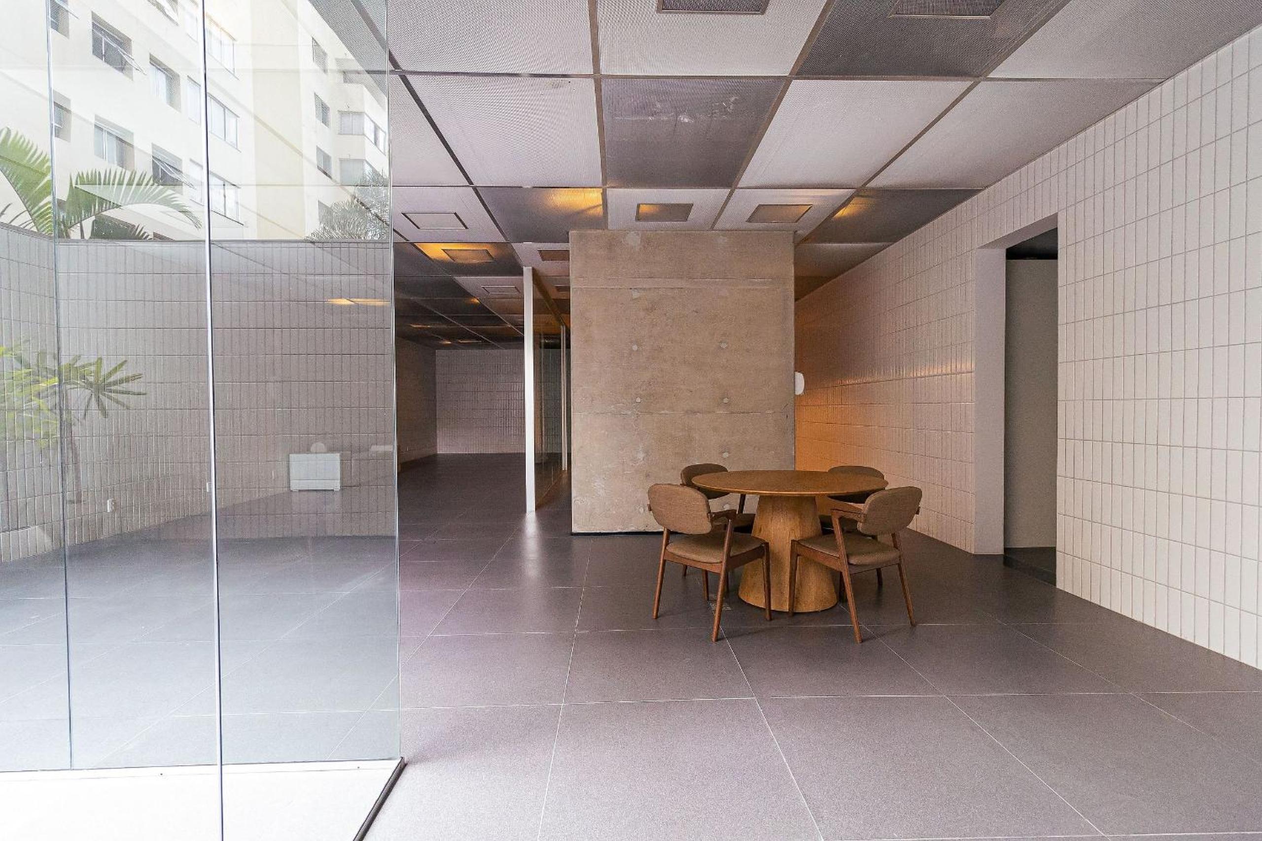 Apartment - Photo 43