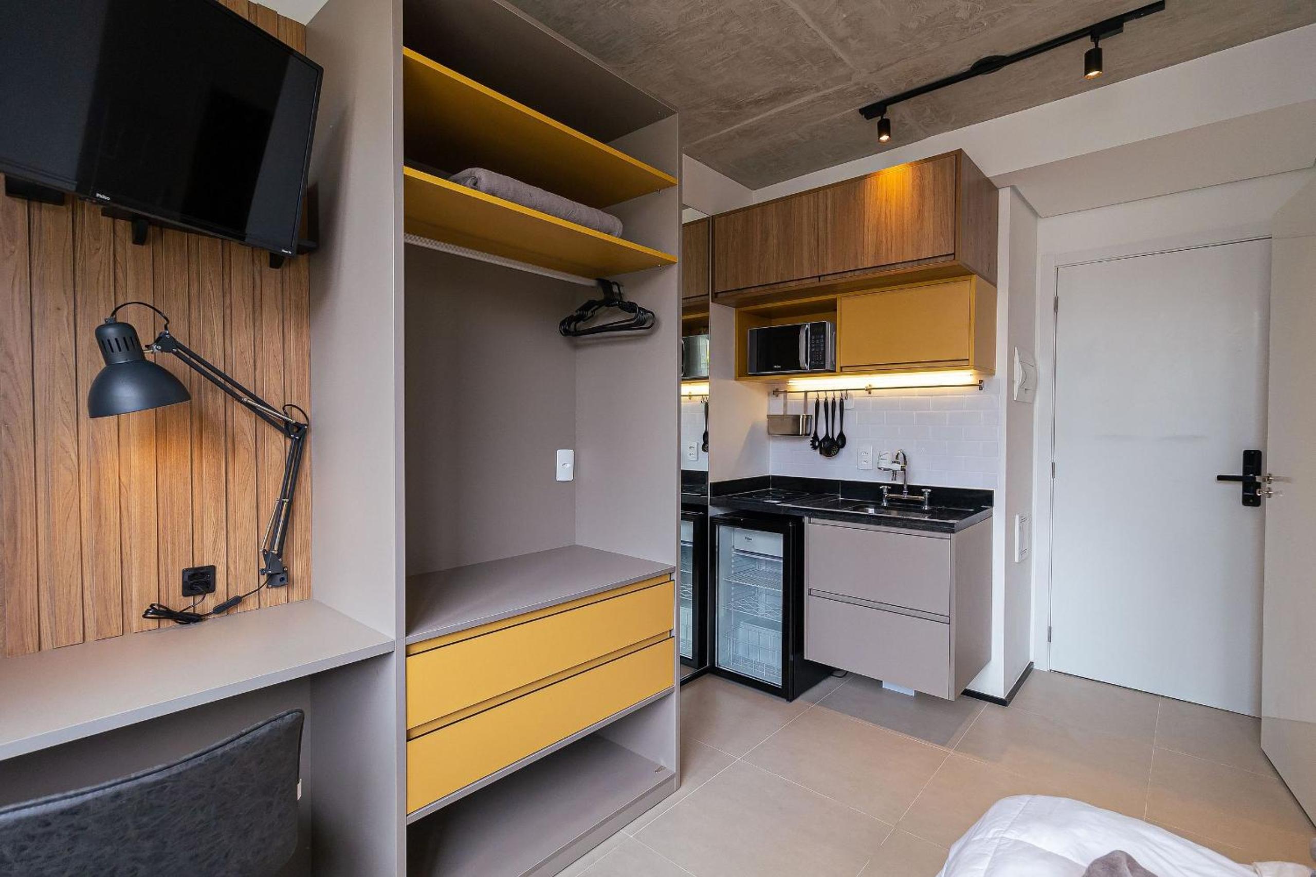 Apartment - Photo 4