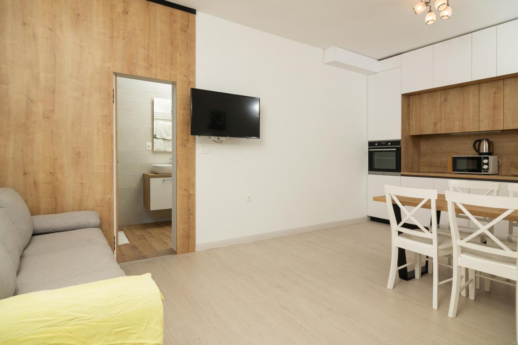 Two-Bedroom Apartment - Photo 7