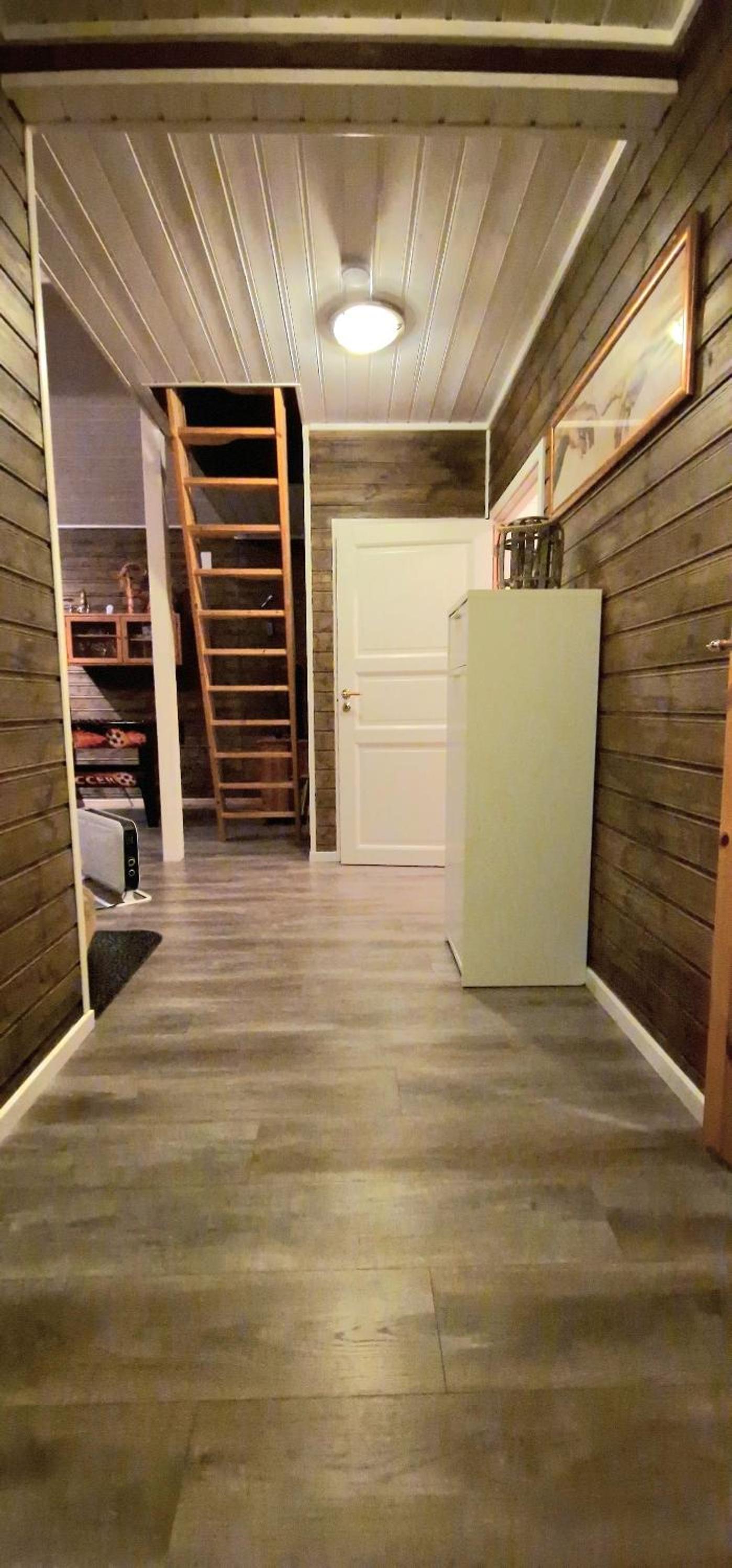 Four-Bedroom House photo 1