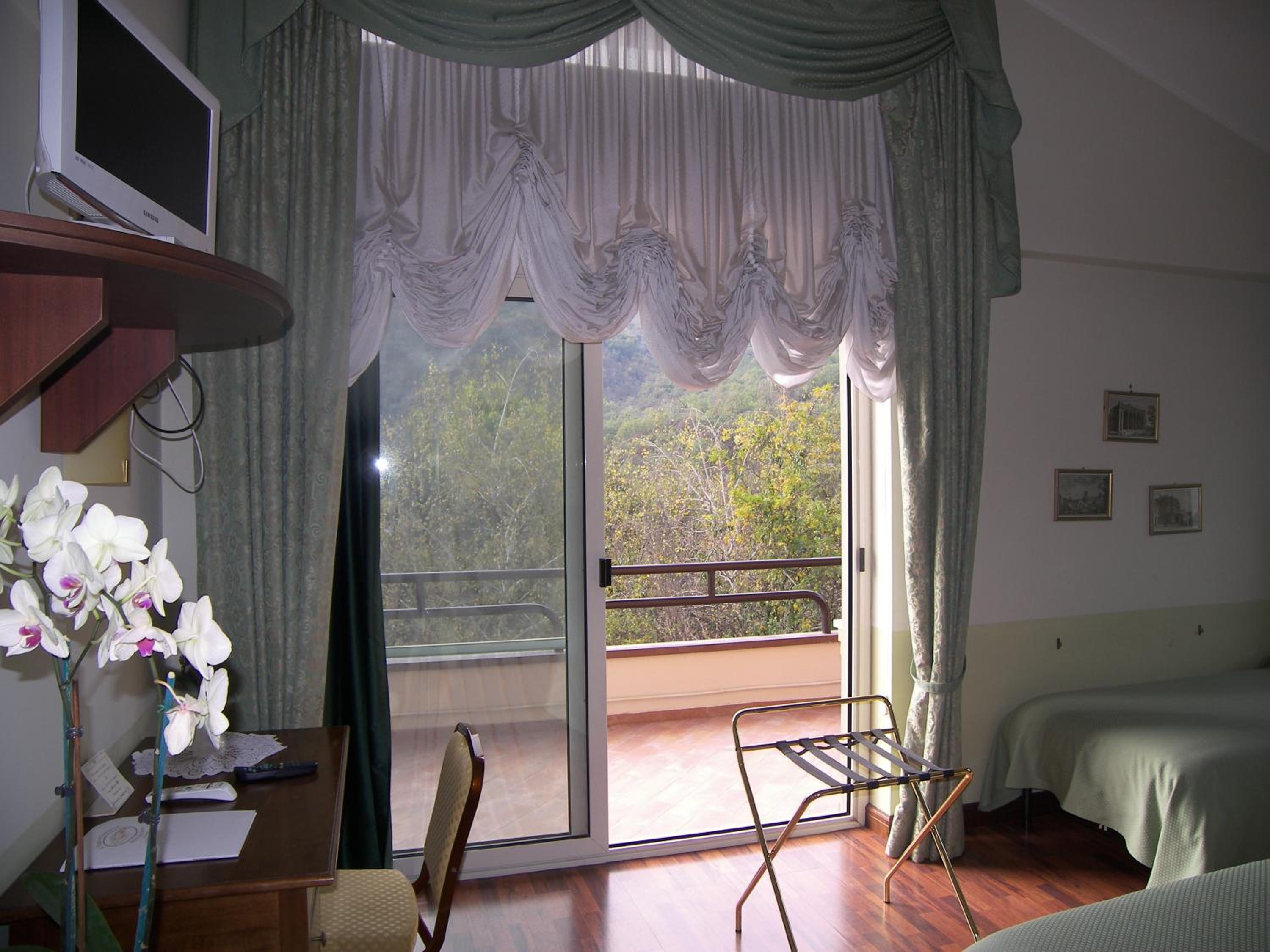 Comfort Quadruple Room photo 3