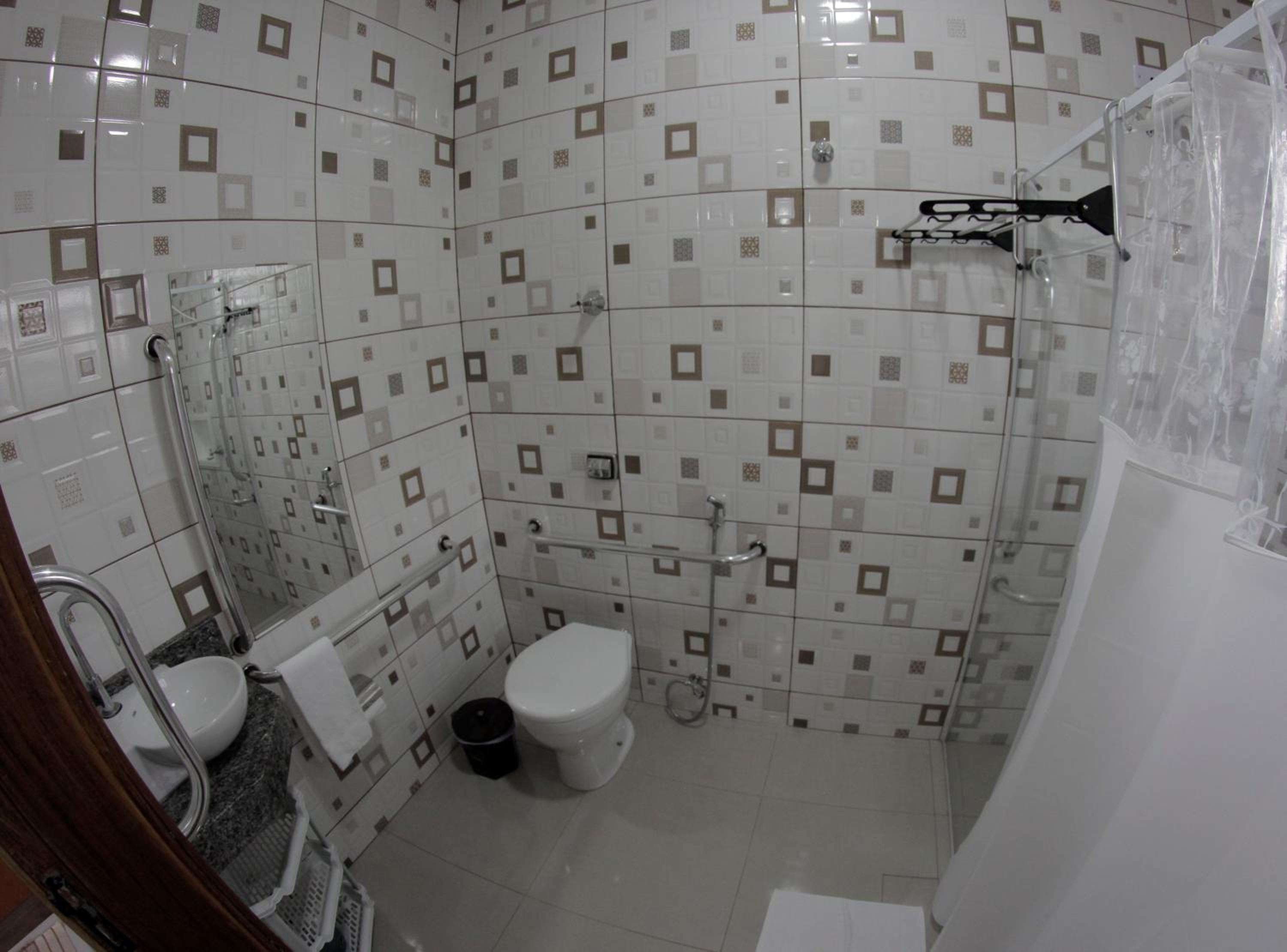 Double Room with Private Bathroom photo 3
