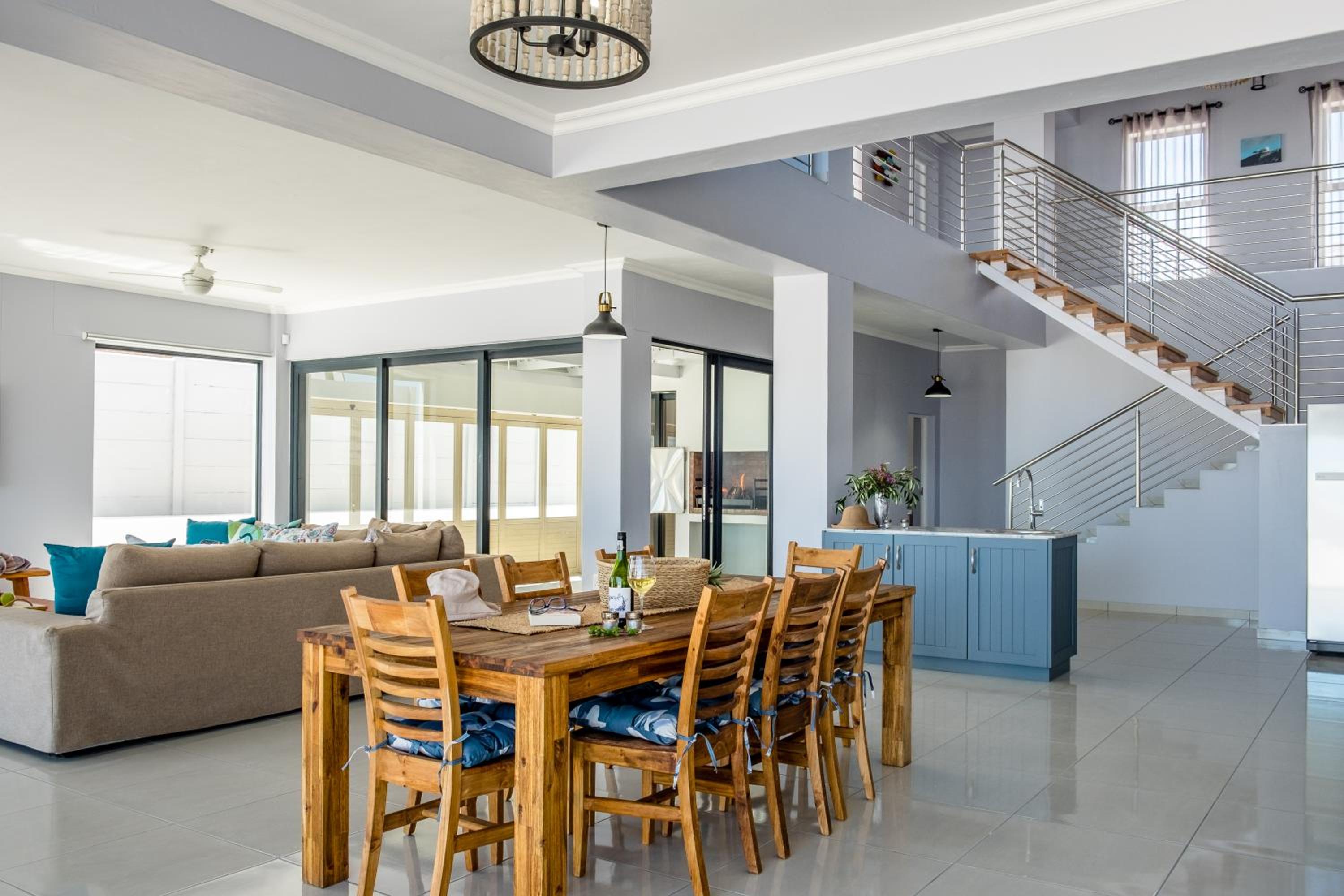 Villa - Beach Front - Photo 19