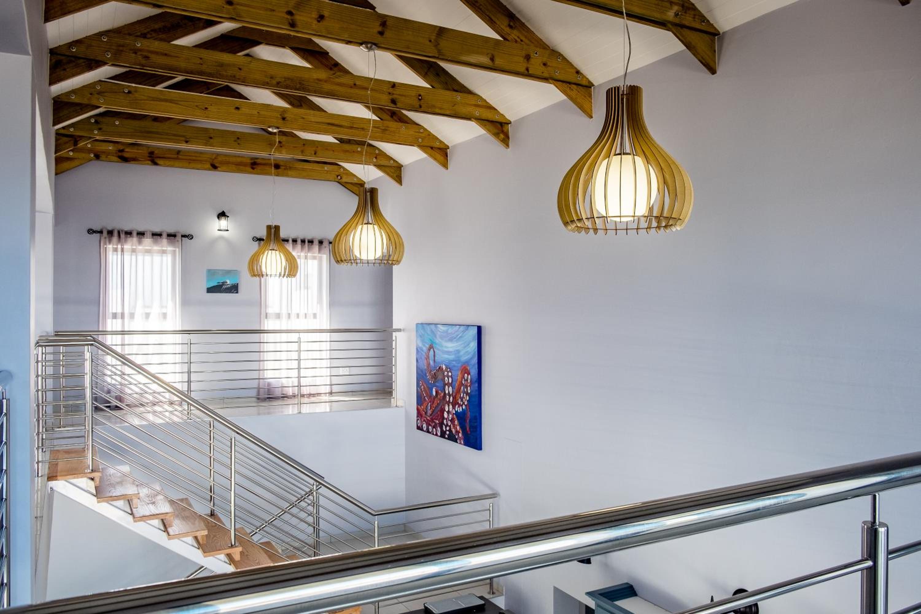 Villa - Beach Front - Photo 4