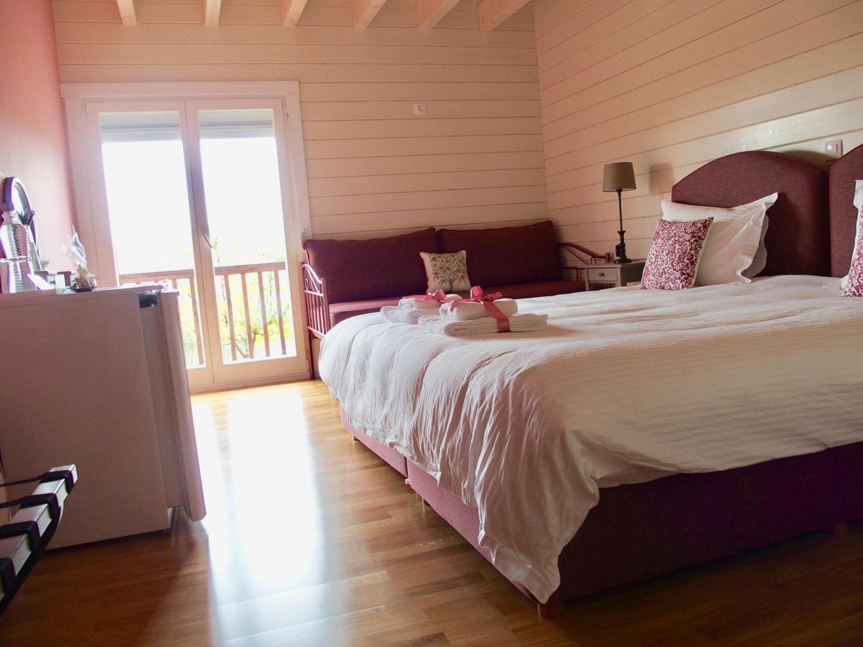 Single Room photo 3