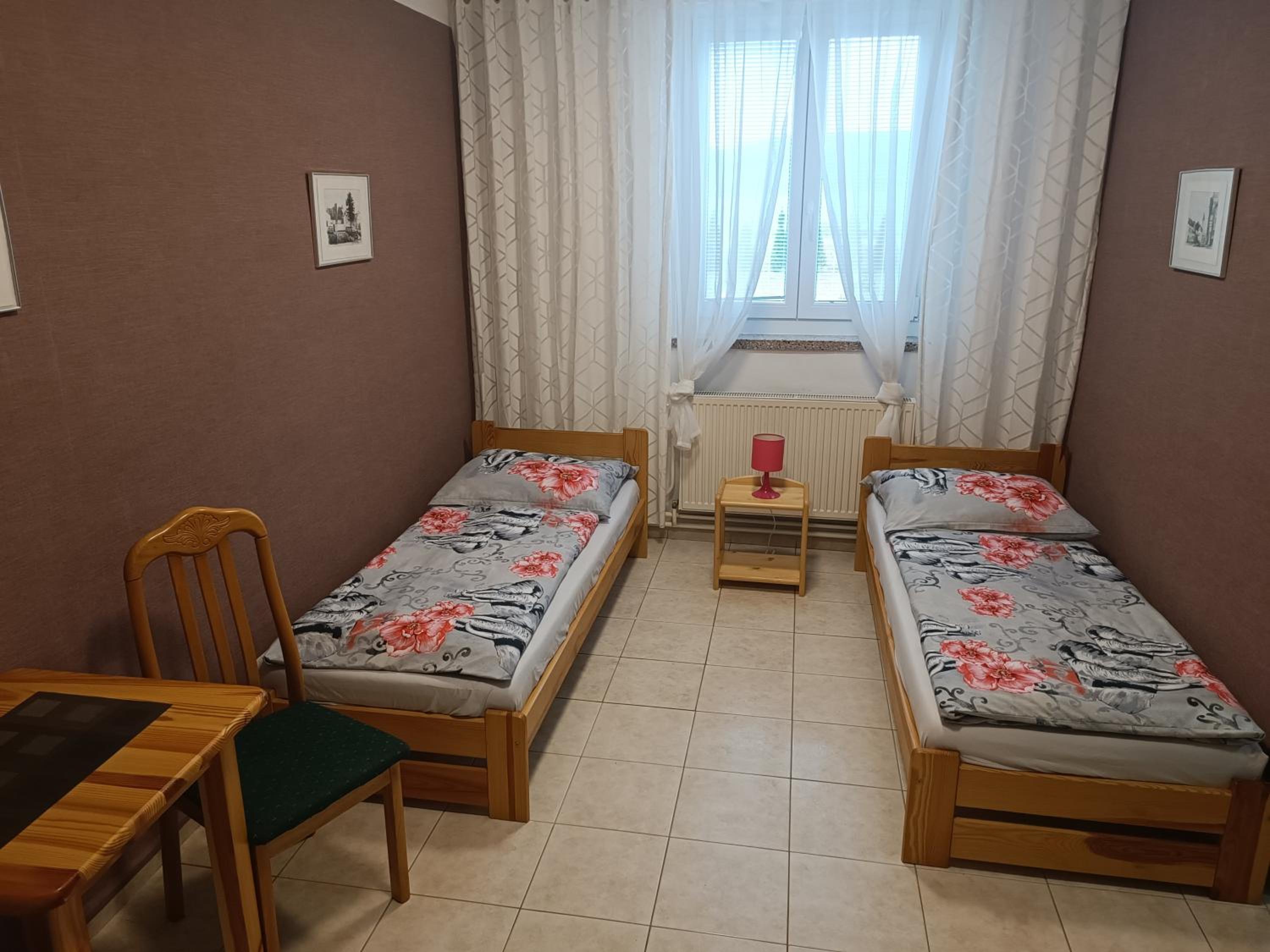 Twin Room with Bathroom photo 1