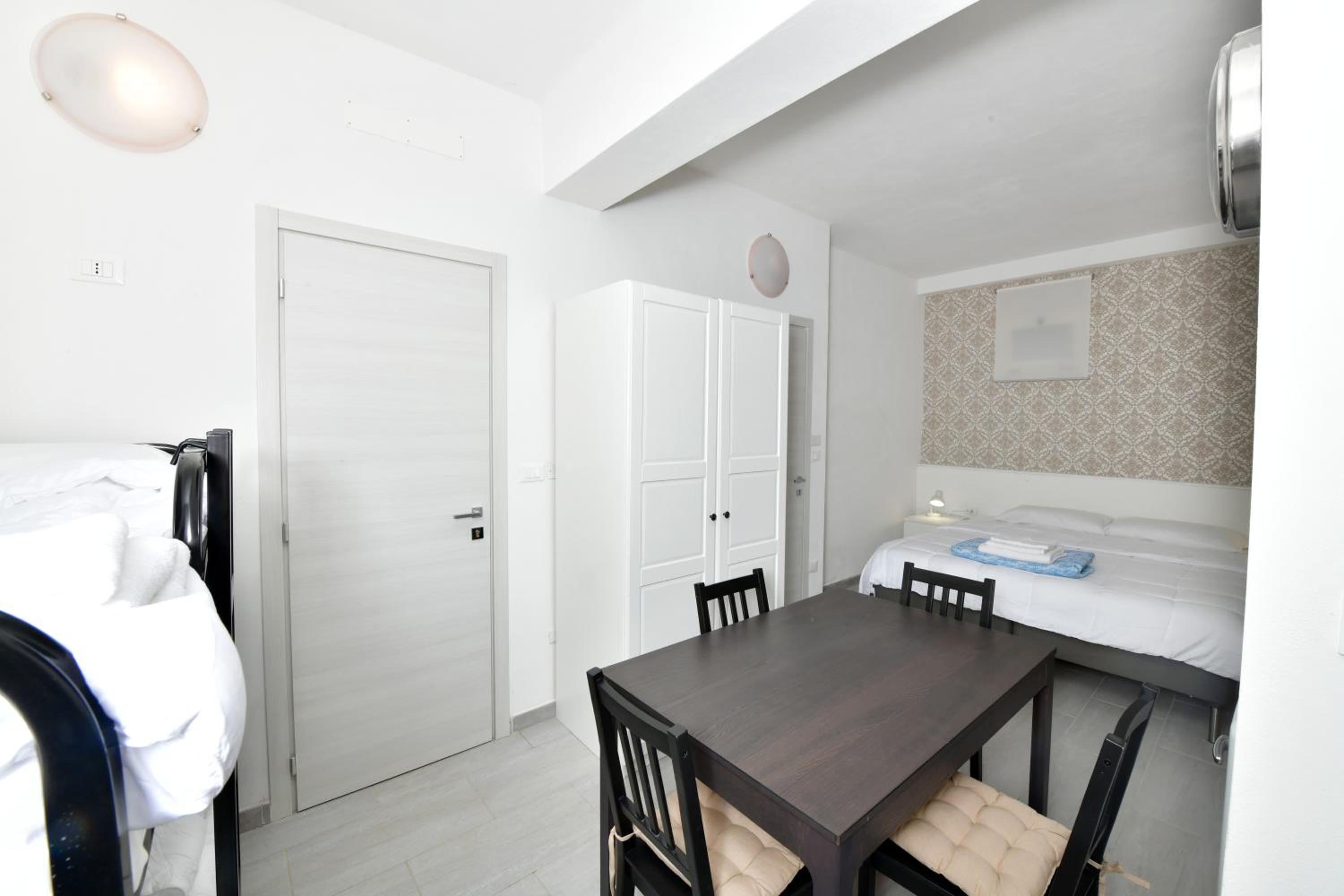 Family Room with Private Bathroom - Photo 13