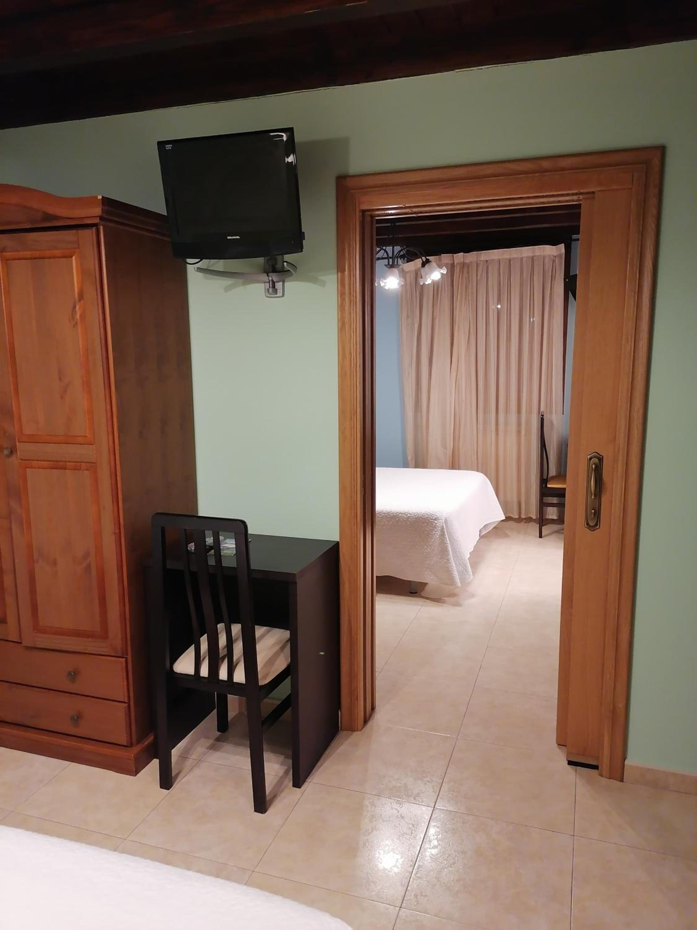 Habitación Doble con Baño Privado