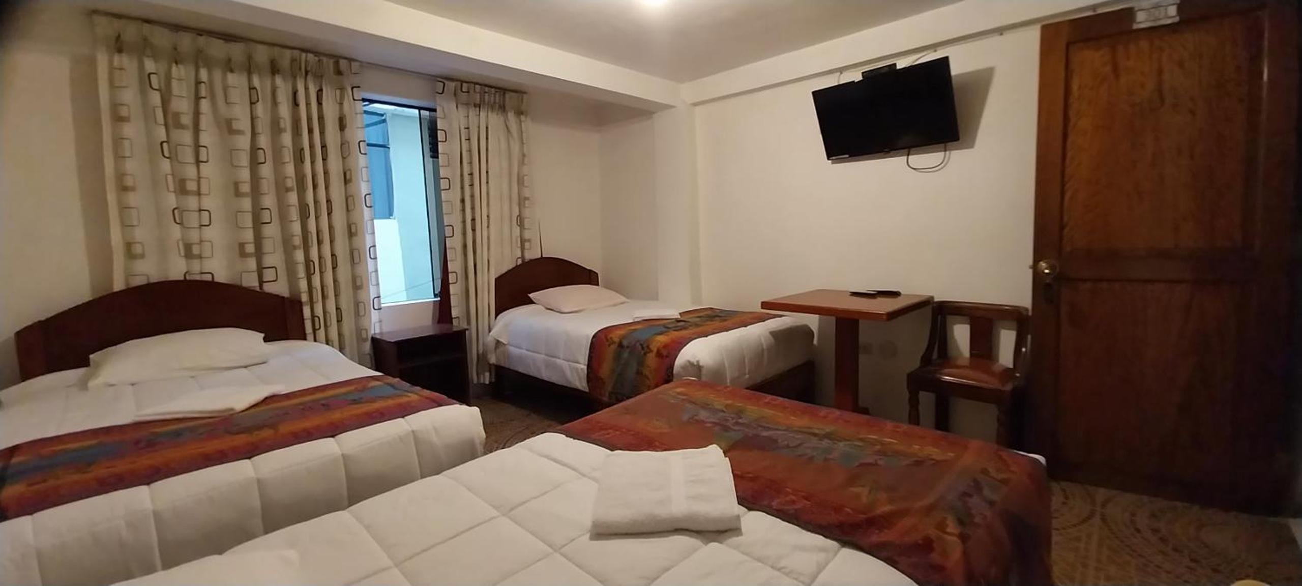 Triple Room with Private Bathroom photo 2