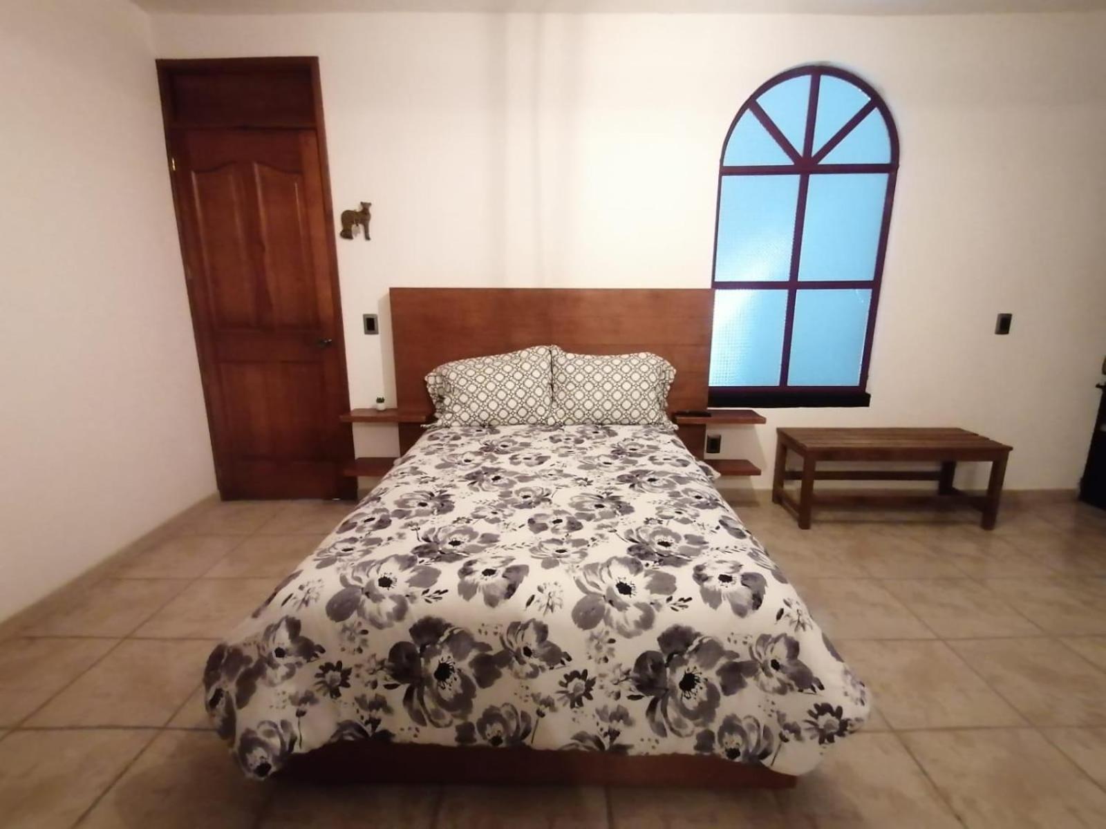 Triple Room with Pool View - Photo 7