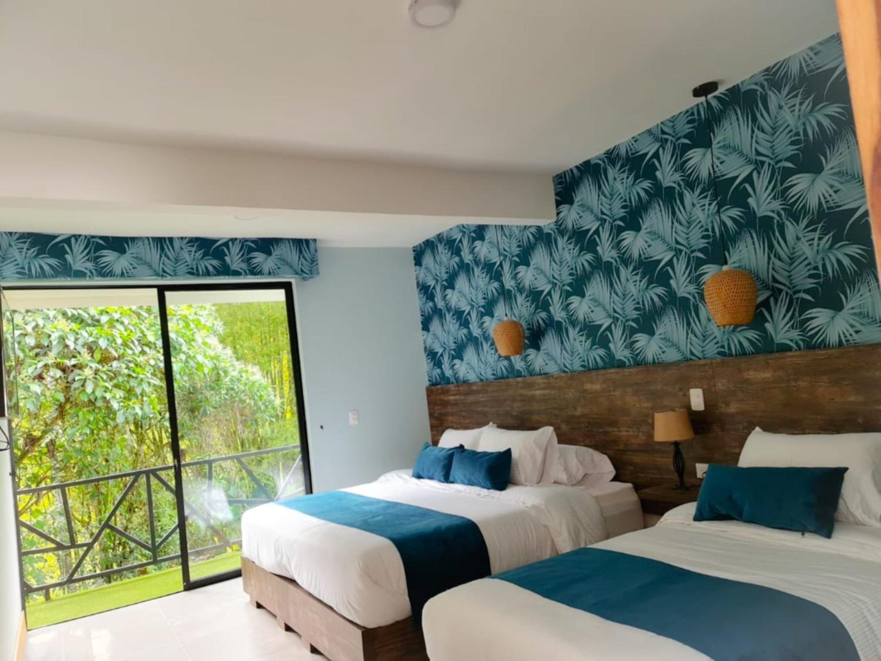 Triple Room with Balcony - Photo 1