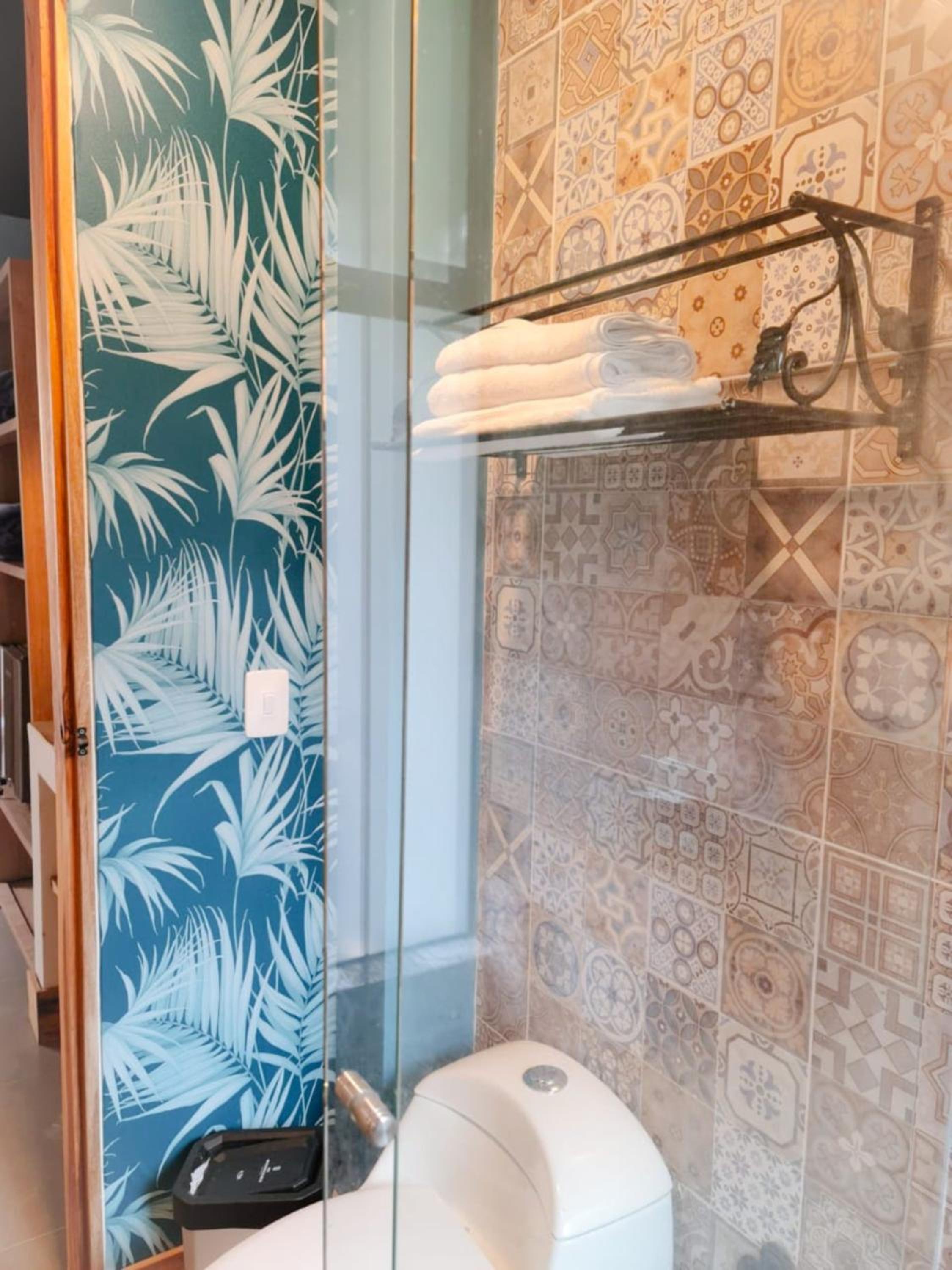 Triple Room with Balcony - Photo 15