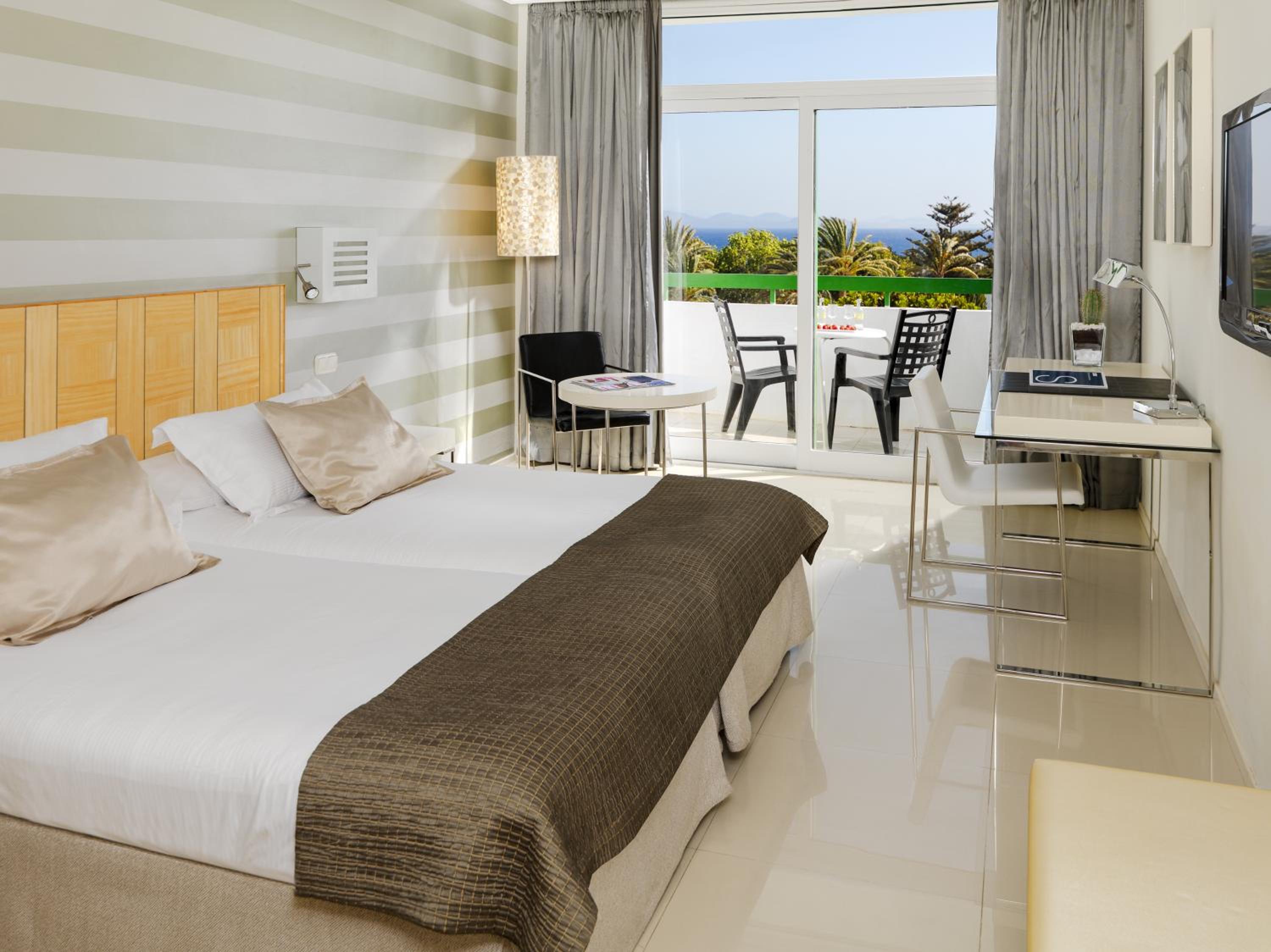 Superior Double Room with Pool View (2 Adults)