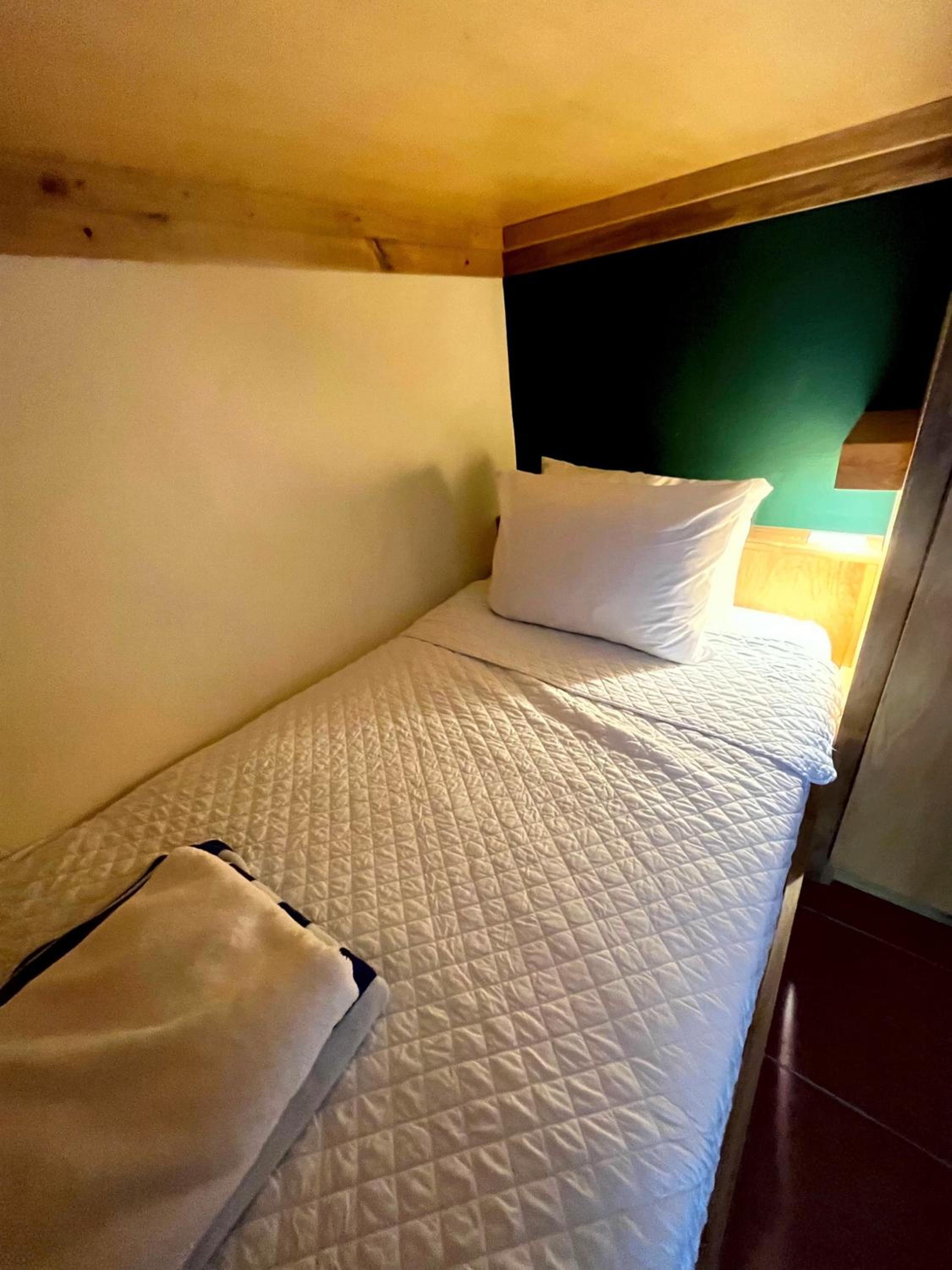 Deluxe Quadruple Room photo 1