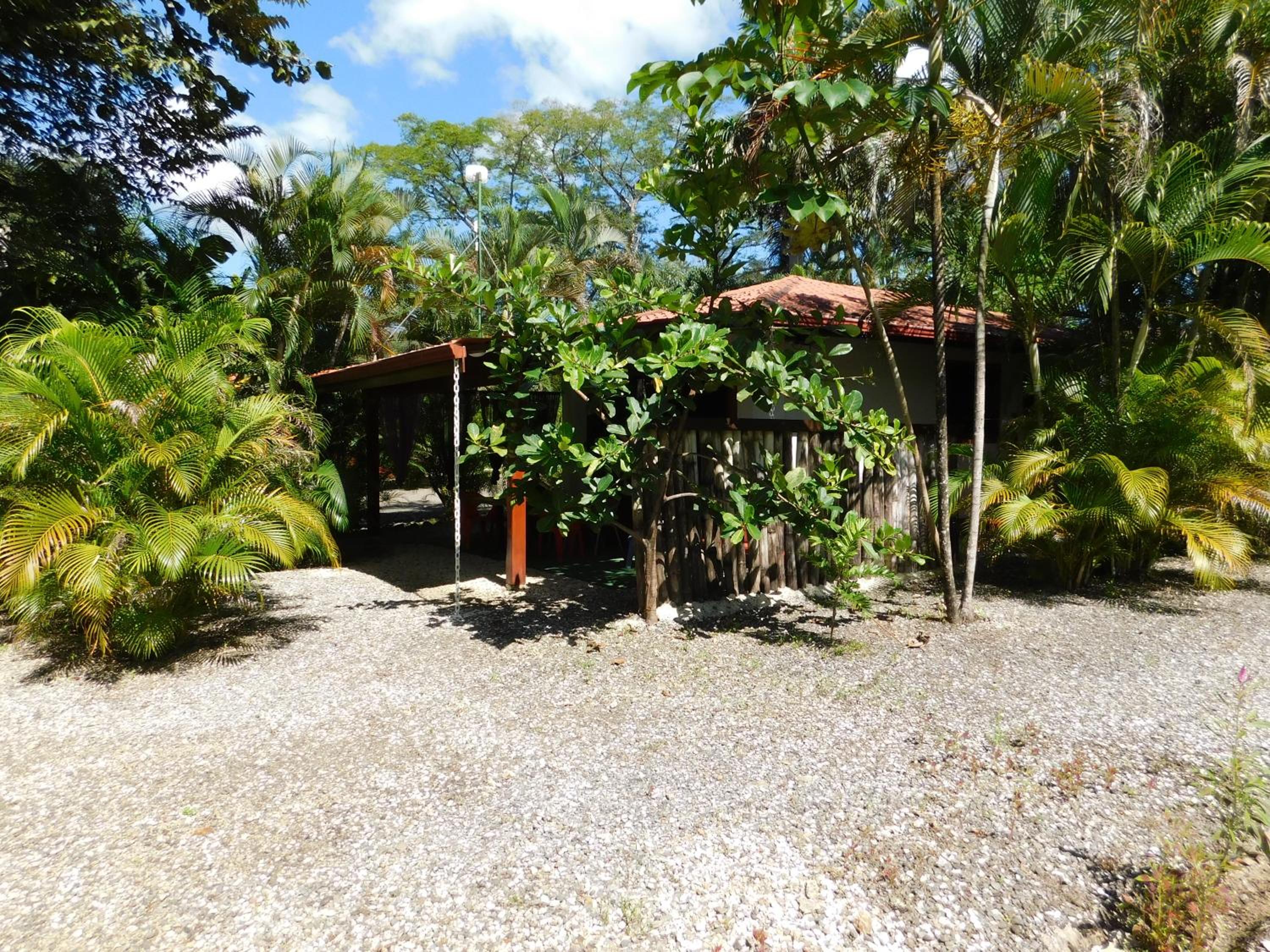 One-Bedroom House photo 2